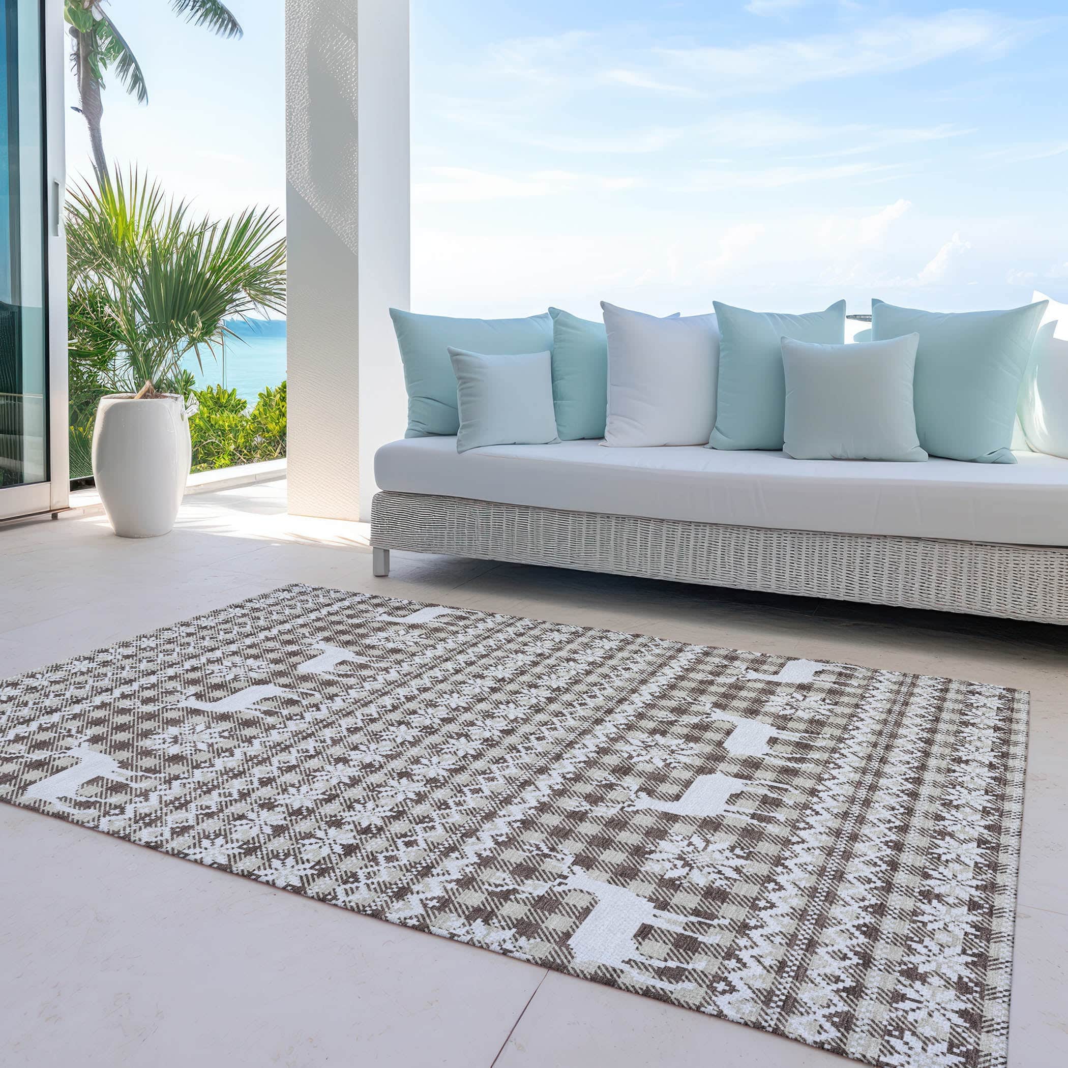 Luxury Machine Washable Indoor/Outdoor Holiday WN28 Brown Rug 2'6" x 3'10" #shape_Rectangle