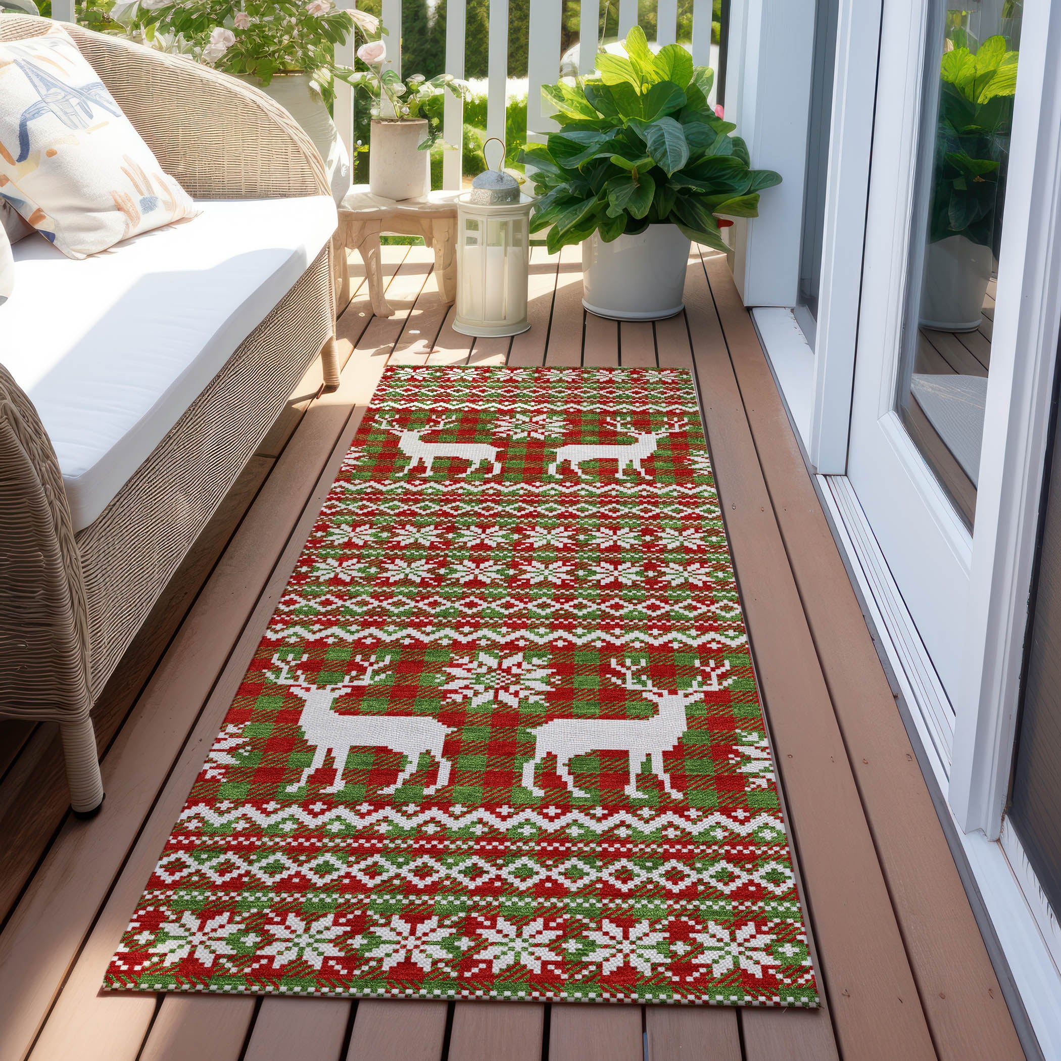 Luxury Machine Washable Indoor/Outdoor Holiday WN28 Fern Green Rug 2'3" x 7'6" #shape_Runner
