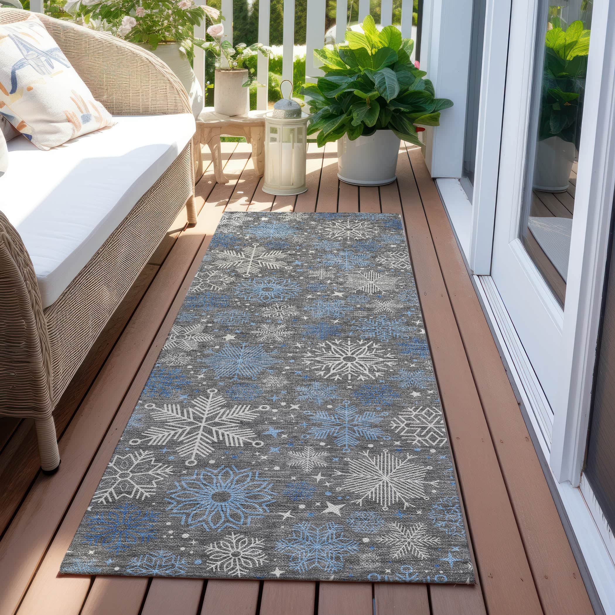 Luxury Machine Washable Indoor/Outdoor Holiday WN31 Gray Rug 2'3" x 7'6" #shape_Runner