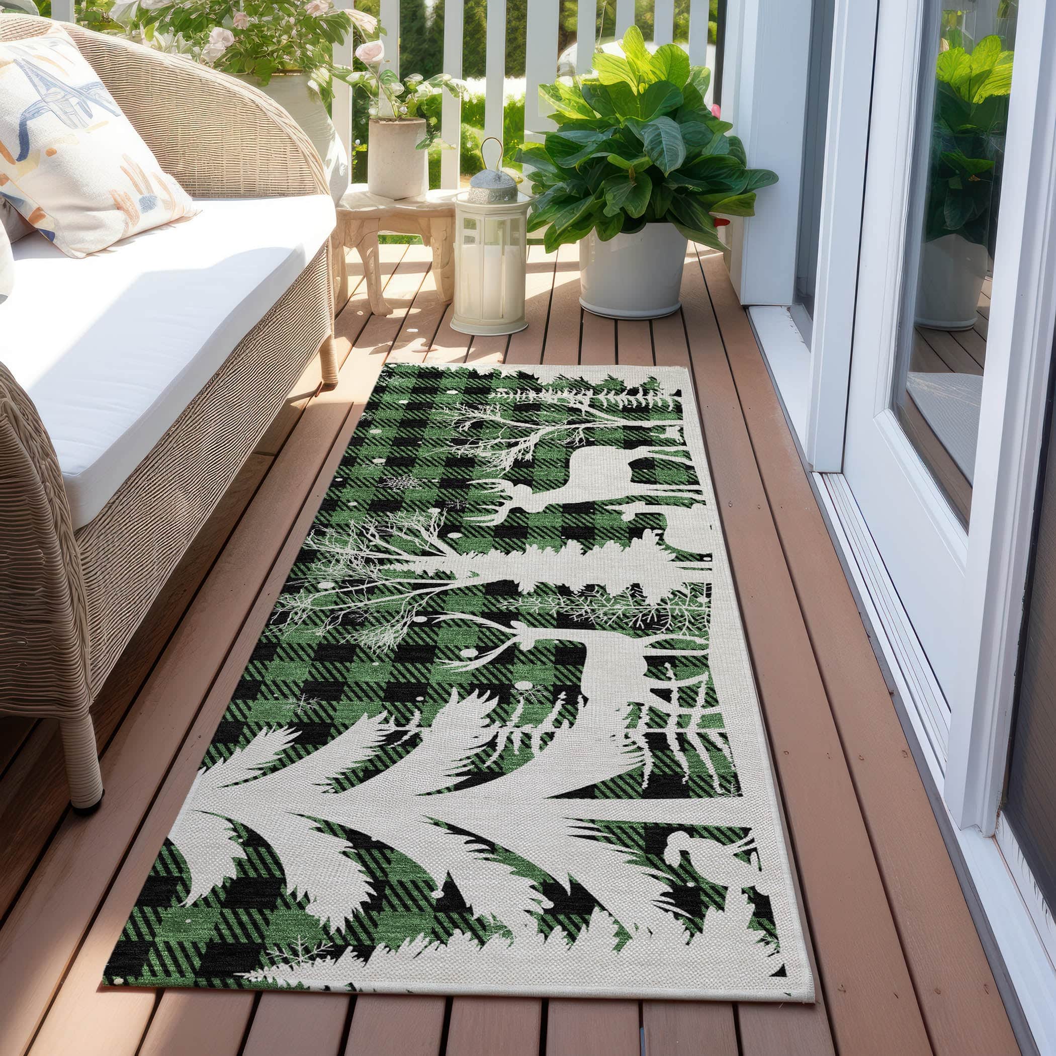Luxury Machine Washable Indoor/Outdoor Holiday WN32 Green Rug 2'3" x 7'6" #shape_Runner