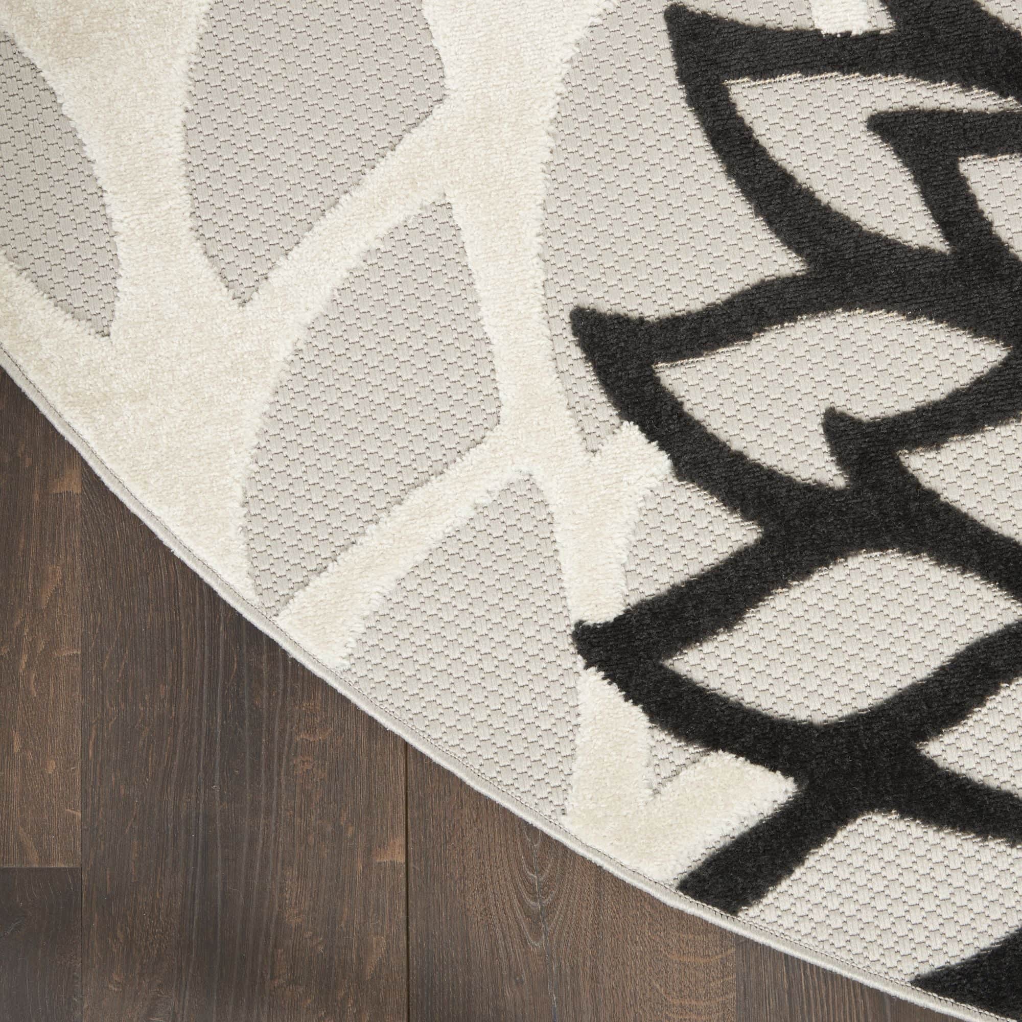 Black White Tropical Indoor-Outdoor Black White Area Rug