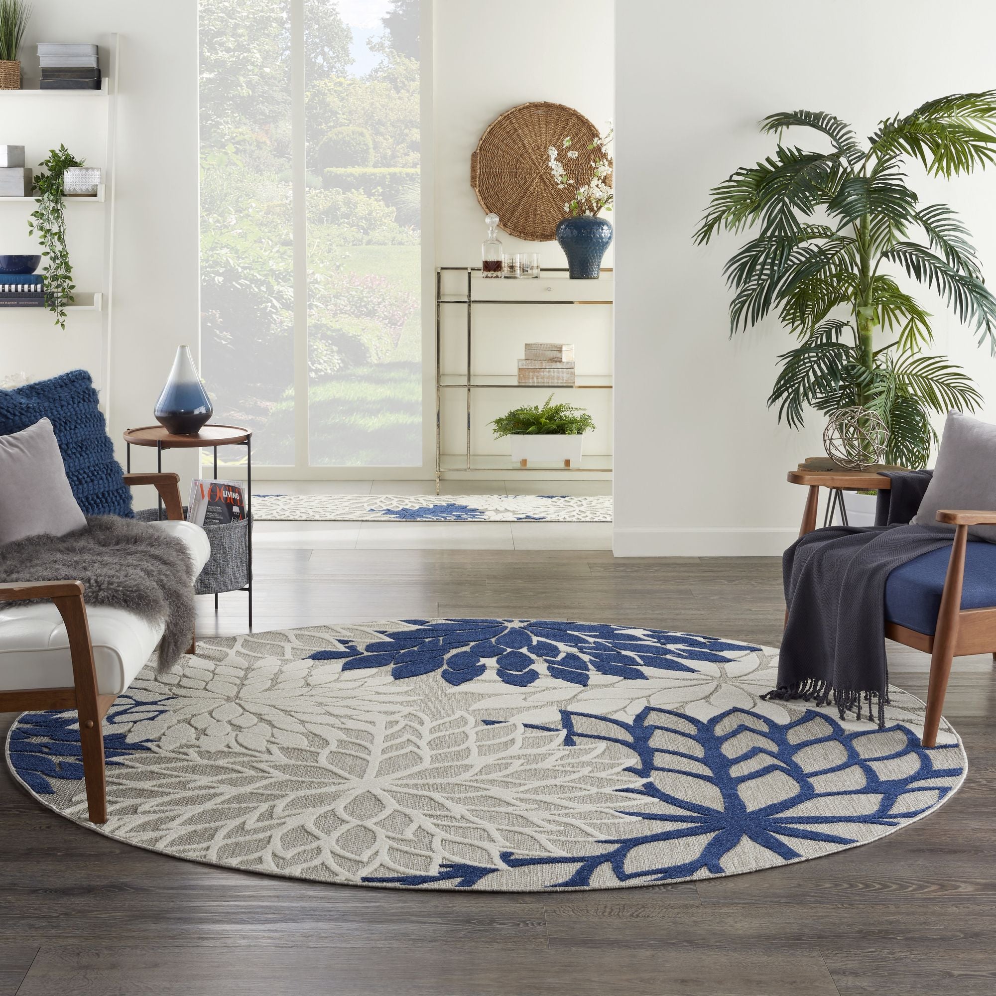 Ivory Navy Tropical Indoor-Outdoor Black White Area Rug