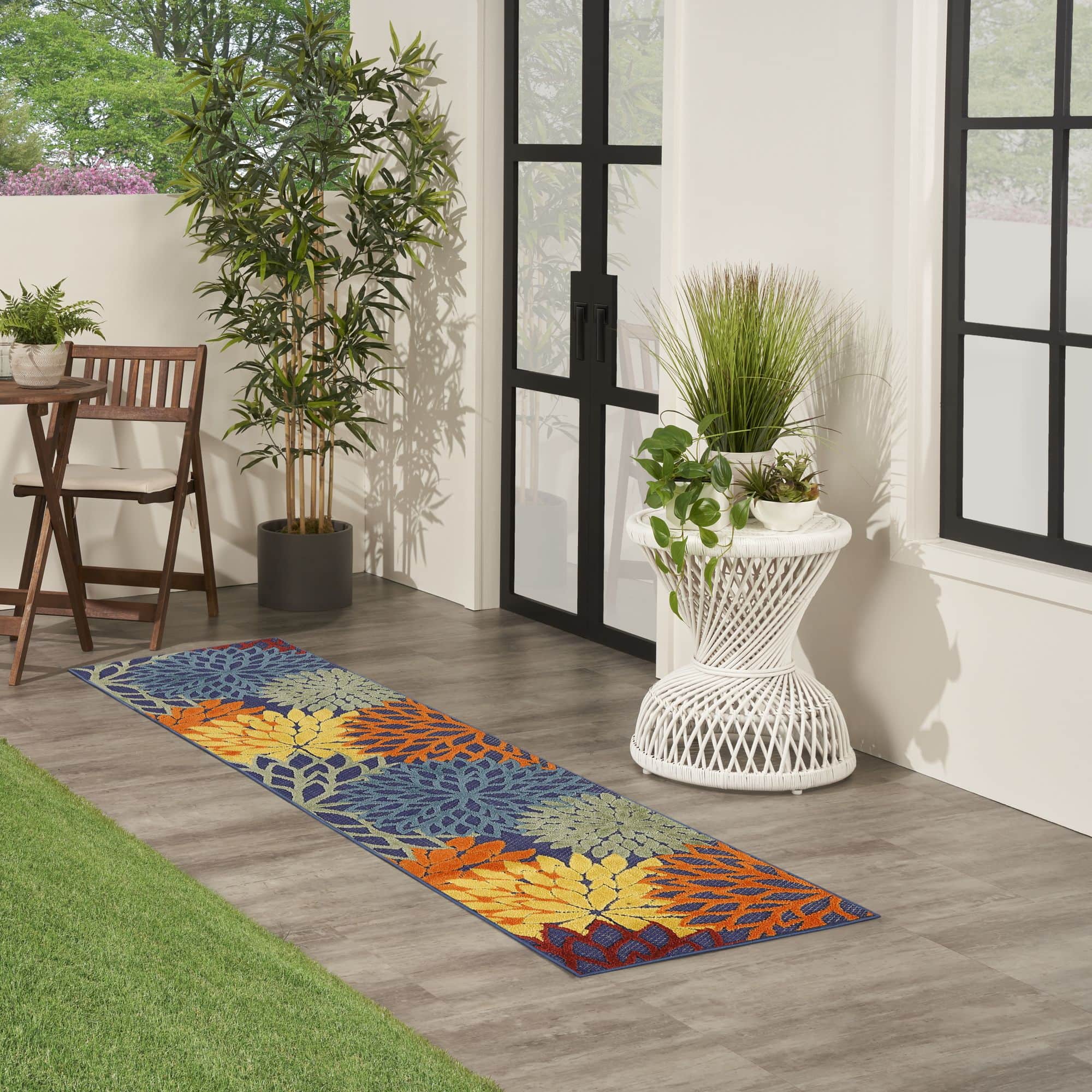 Navy Multicolor Tropical Indoor-Outdoor Black White Area Rug