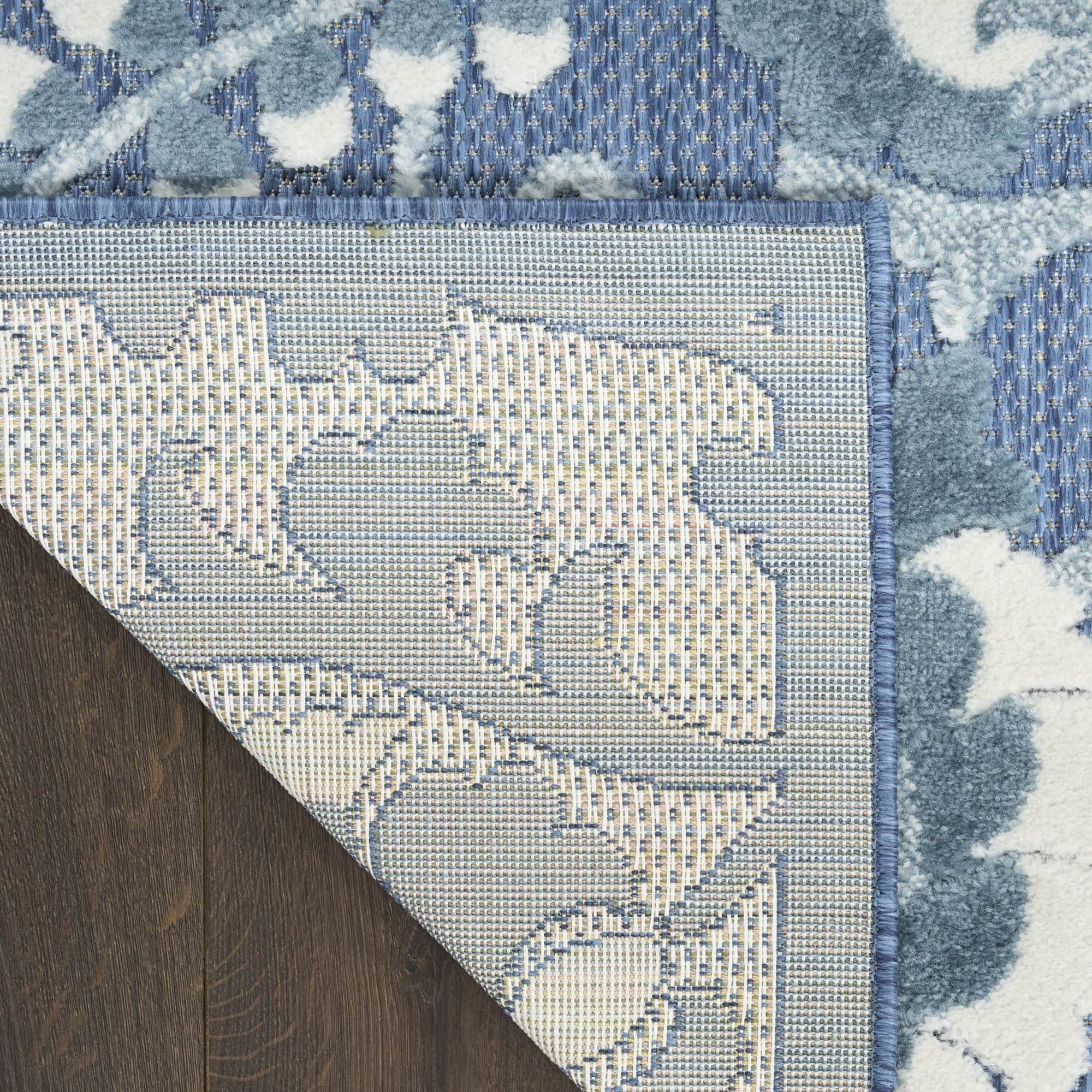 Blue Farmhouse Indoor-Outdoor Swirling Vines Rug