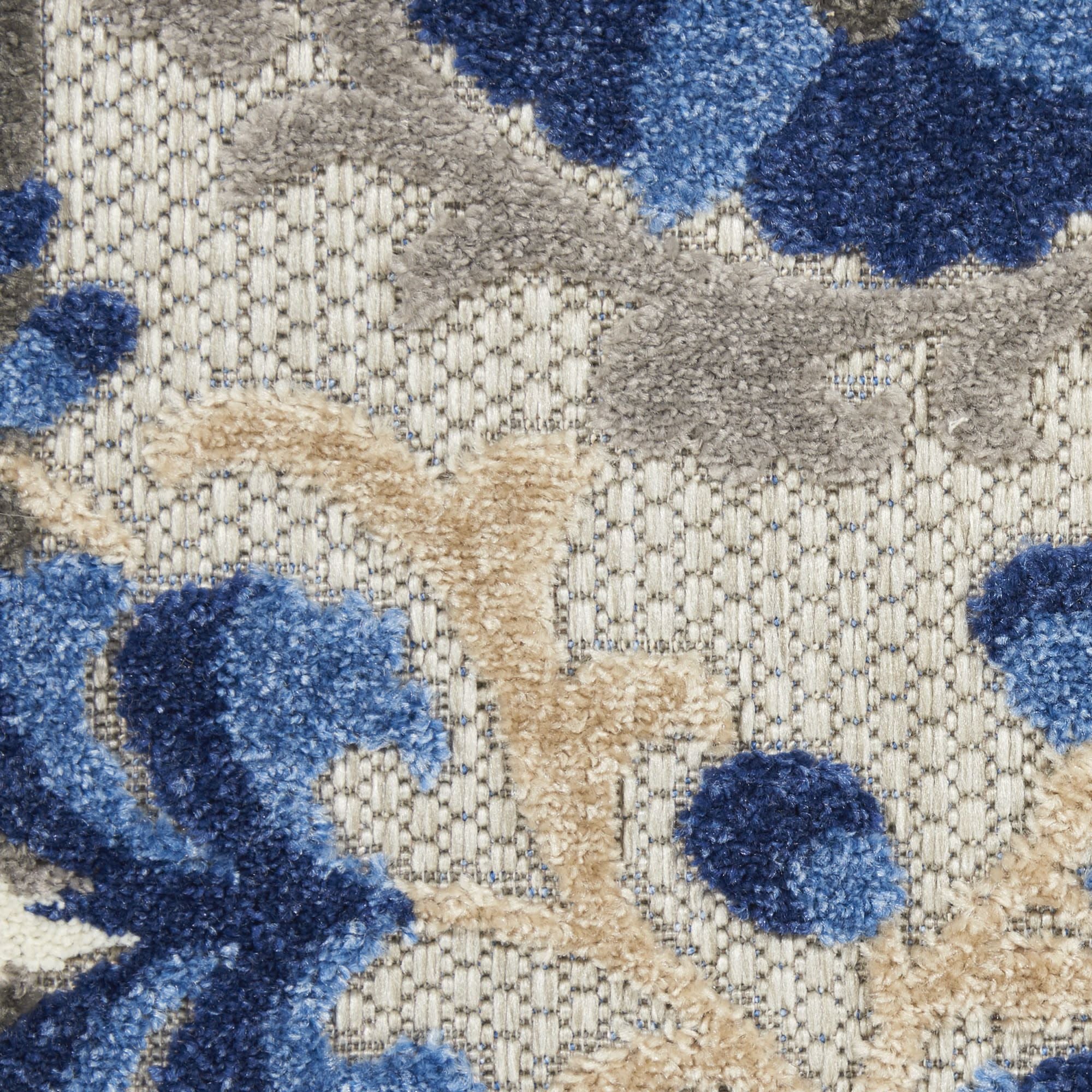 Natural Blue Farmhouse Indoor-Outdoor Swirling Vines Rug