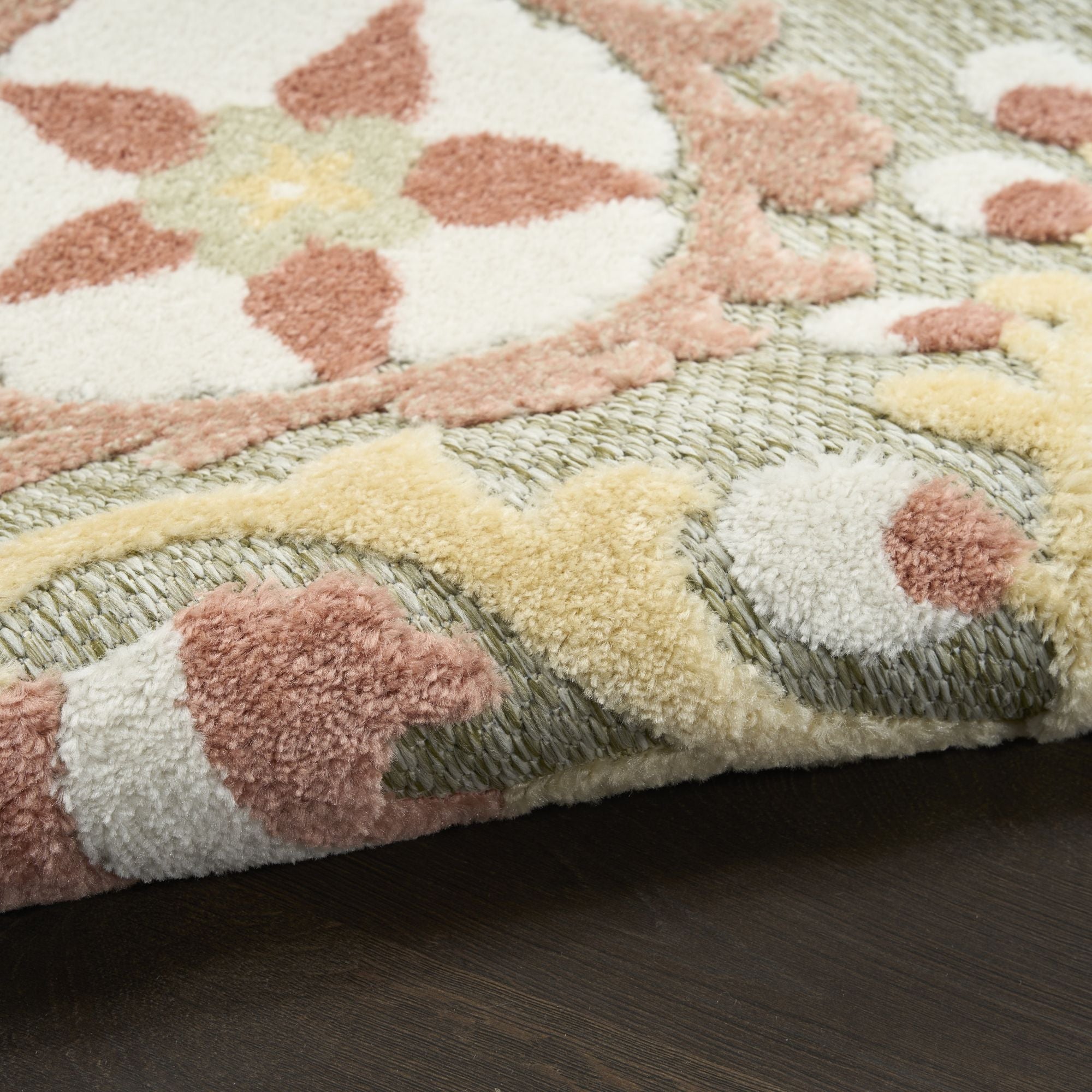 Sage Rose Farmhouse Indoor-Outdoor Swirling Vines Rug