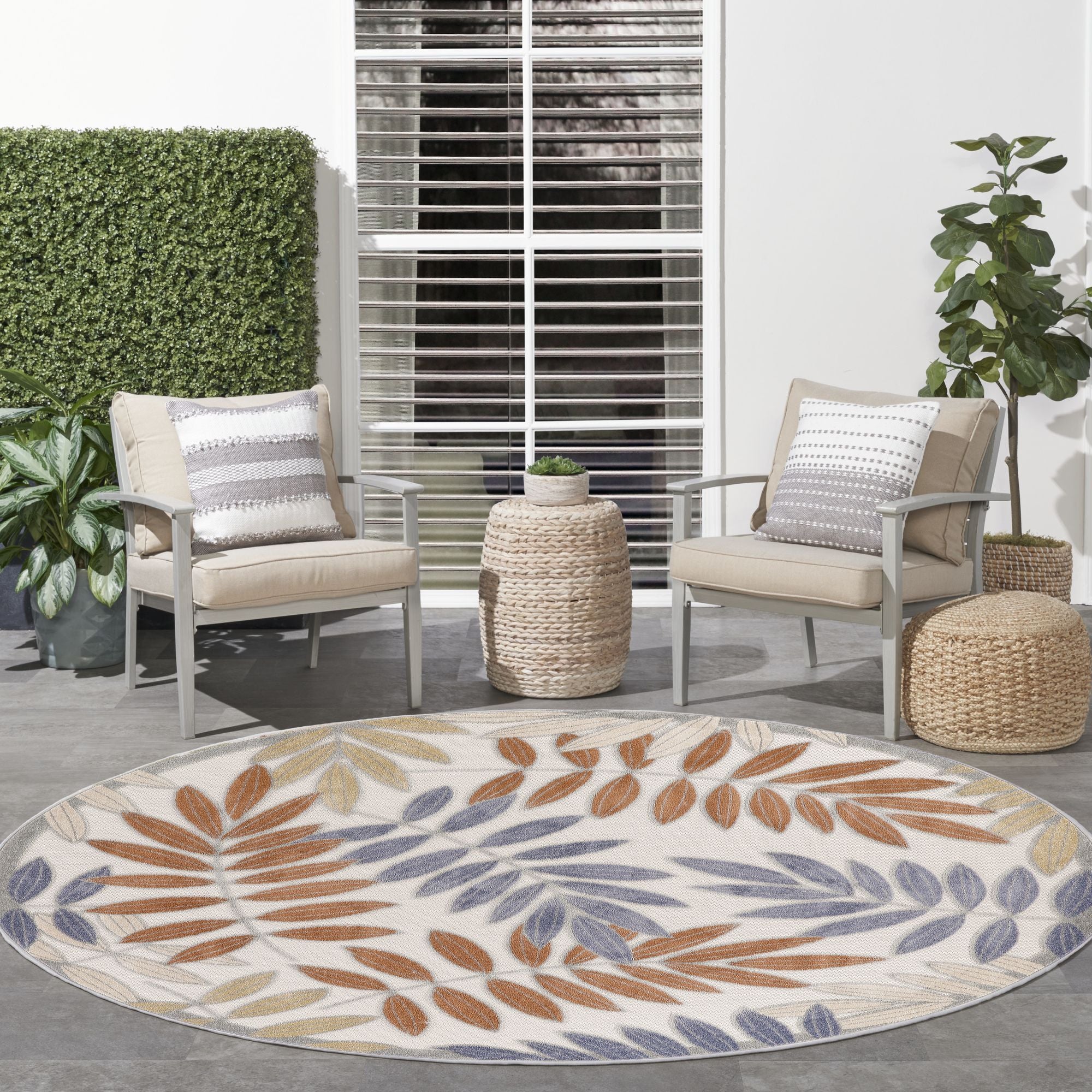 Blue Mocha Tropical Leaf Indoor/Outdoor Patio Rug