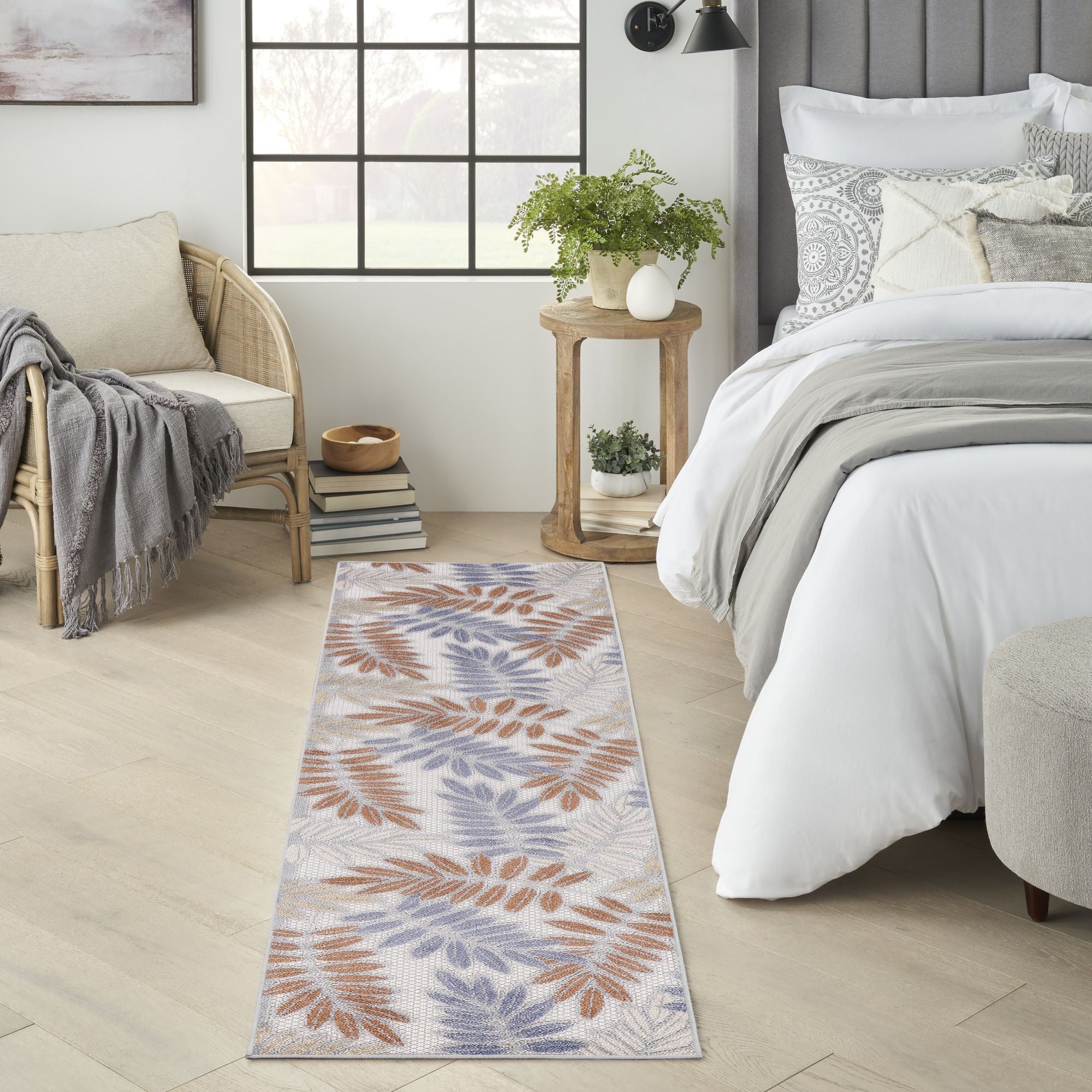 Blue Mocha Tropical Leaf Indoor/Outdoor Patio Rug
