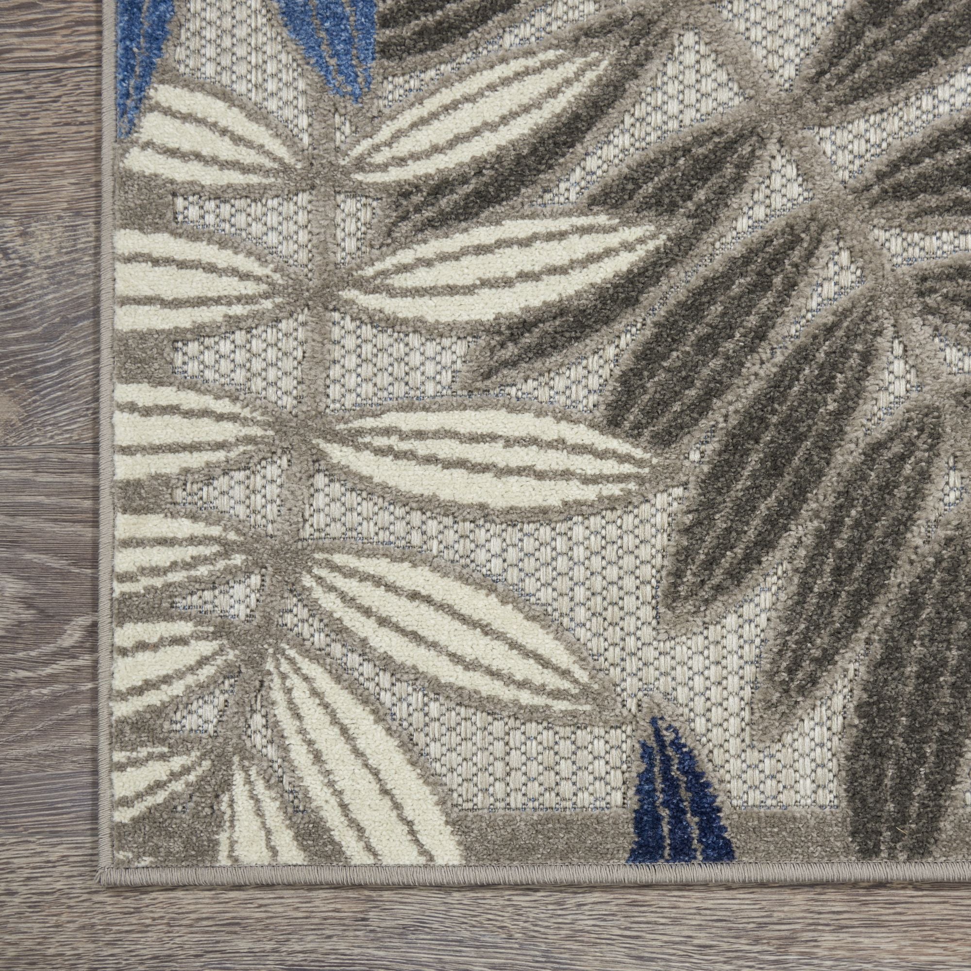 Grey Blue Tropical Leaf Indoor/Outdoor Patio Rug
