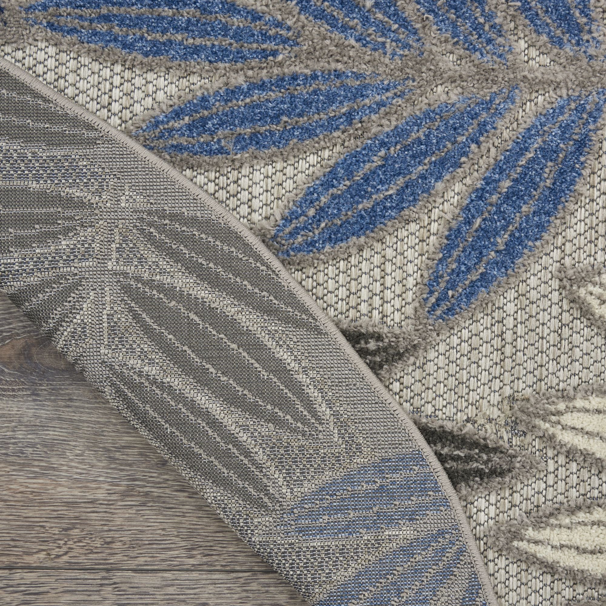 Grey Blue Tropical Leaf Indoor/Outdoor Patio Rug