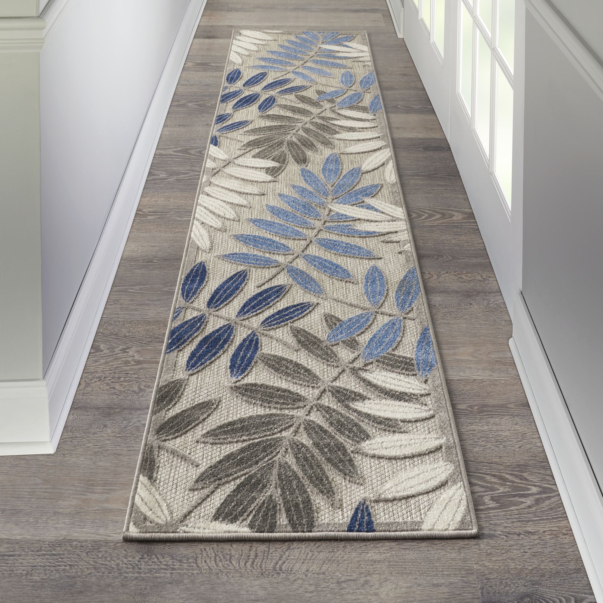 Grey Blue Tropical Leaf Indoor/Outdoor Patio Rug