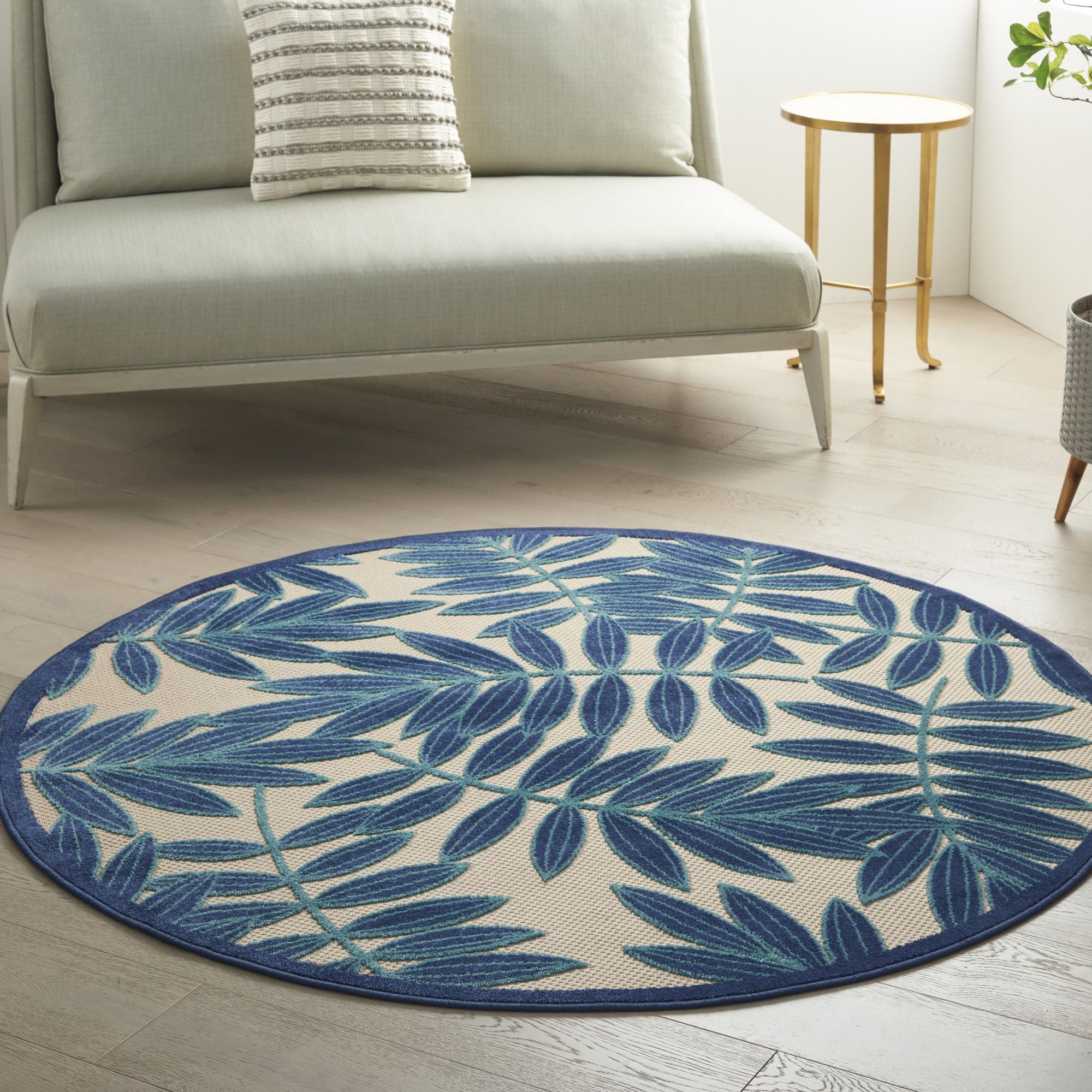 Navy Tropical Leaf Indoor/Outdoor Patio Rug