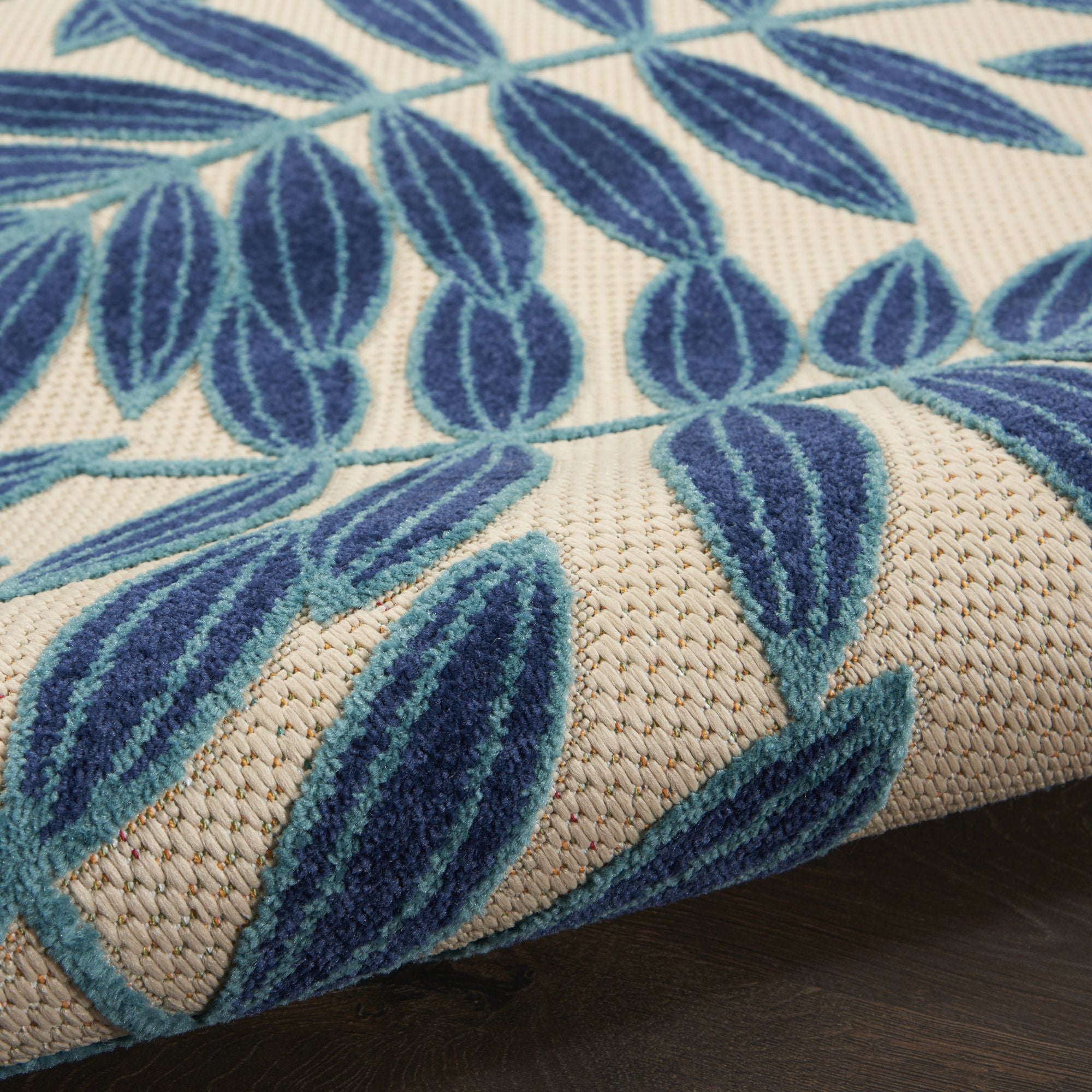 Navy Tropical Leaf Indoor/Outdoor Patio Rug