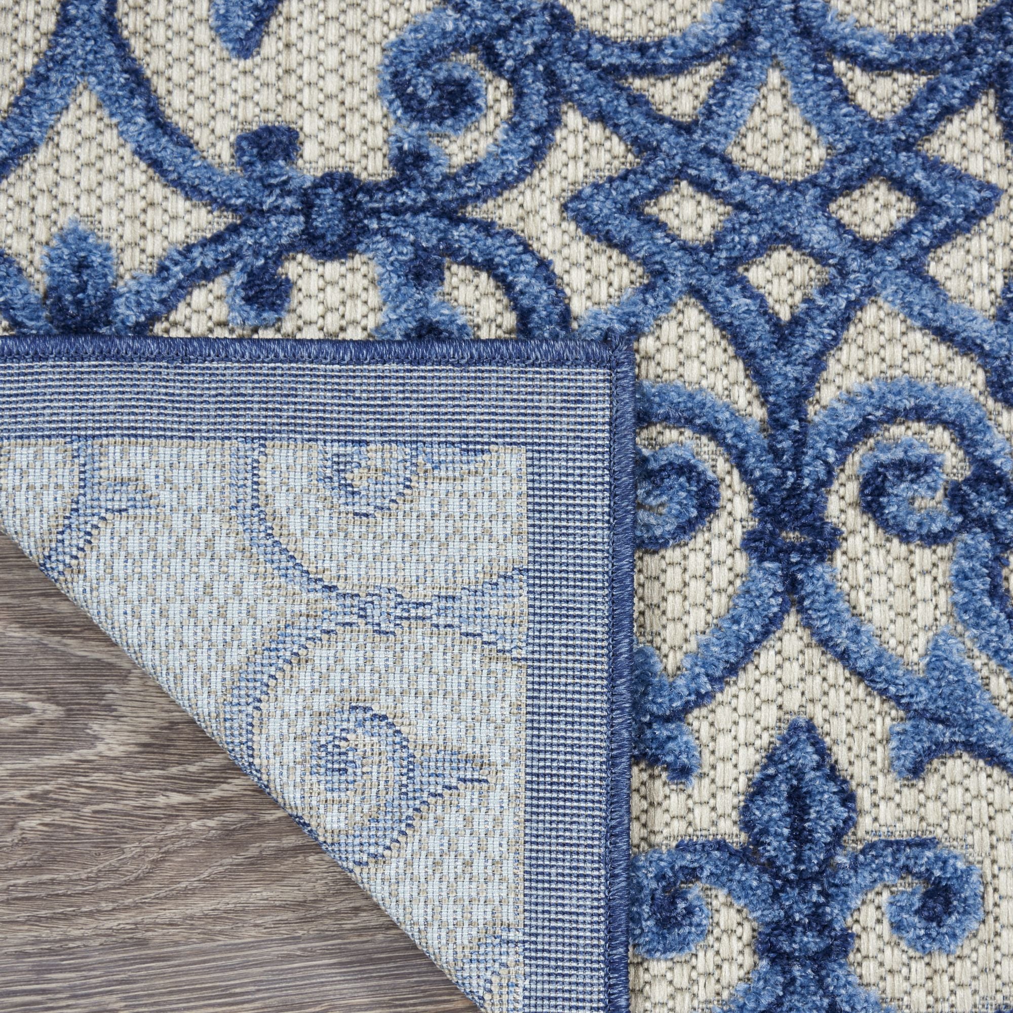 Grey Blue Contemporary Floral Indoor-Outdoor Patio Rug