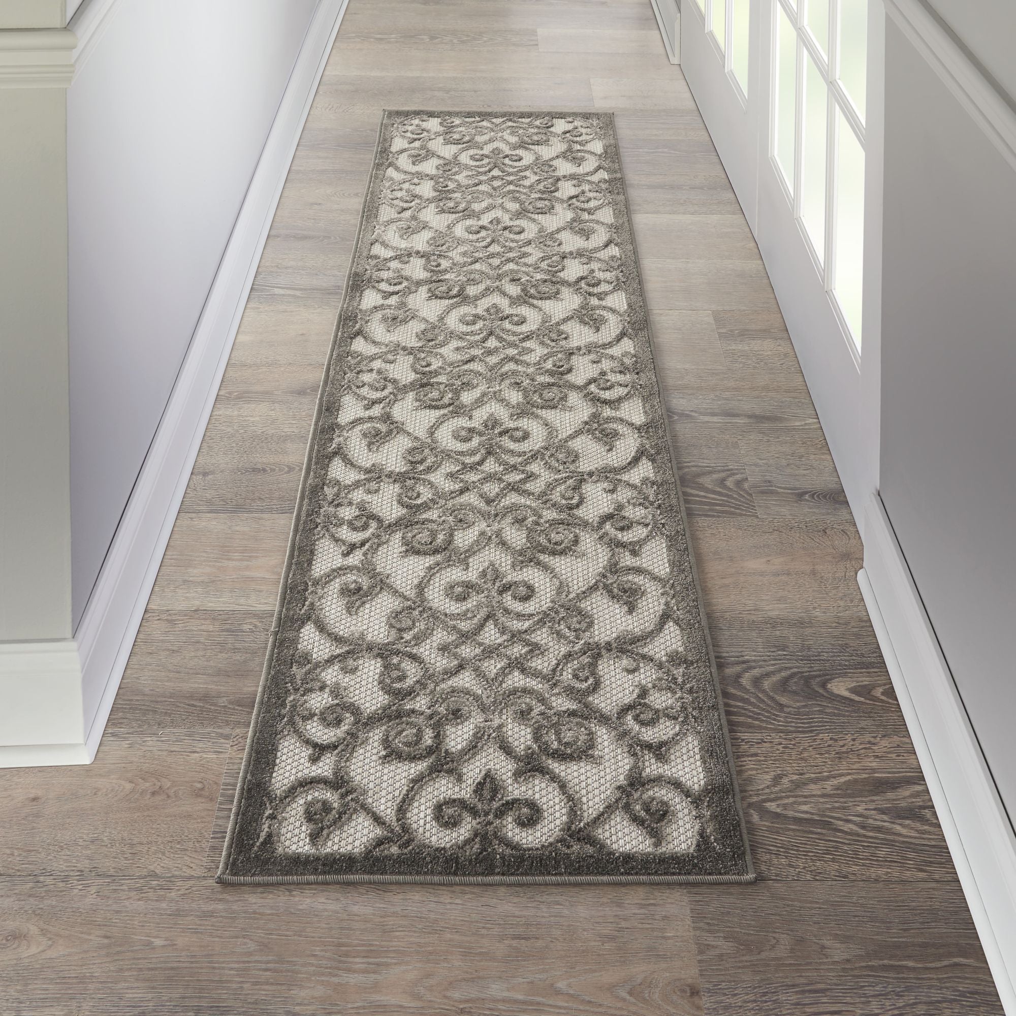 Grey Charcoal Contemporary Floral Indoor-Outdoor Patio Rug