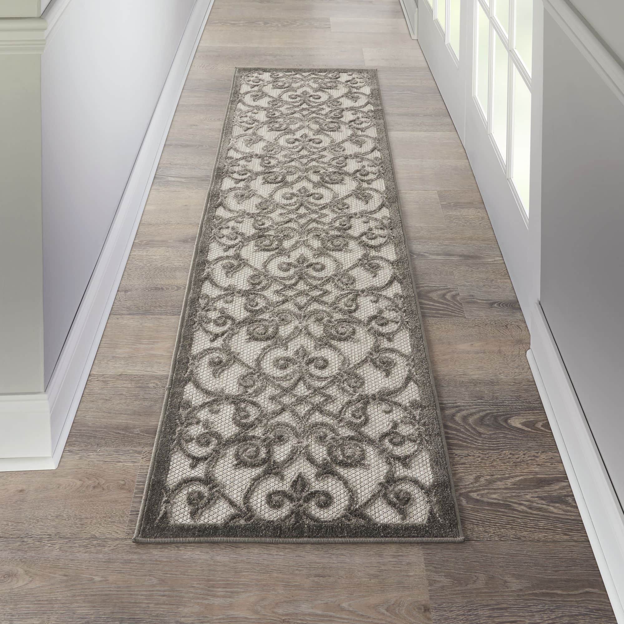 Grey Charcoal Contemporary Floral Indoor-Outdoor Patio Rug