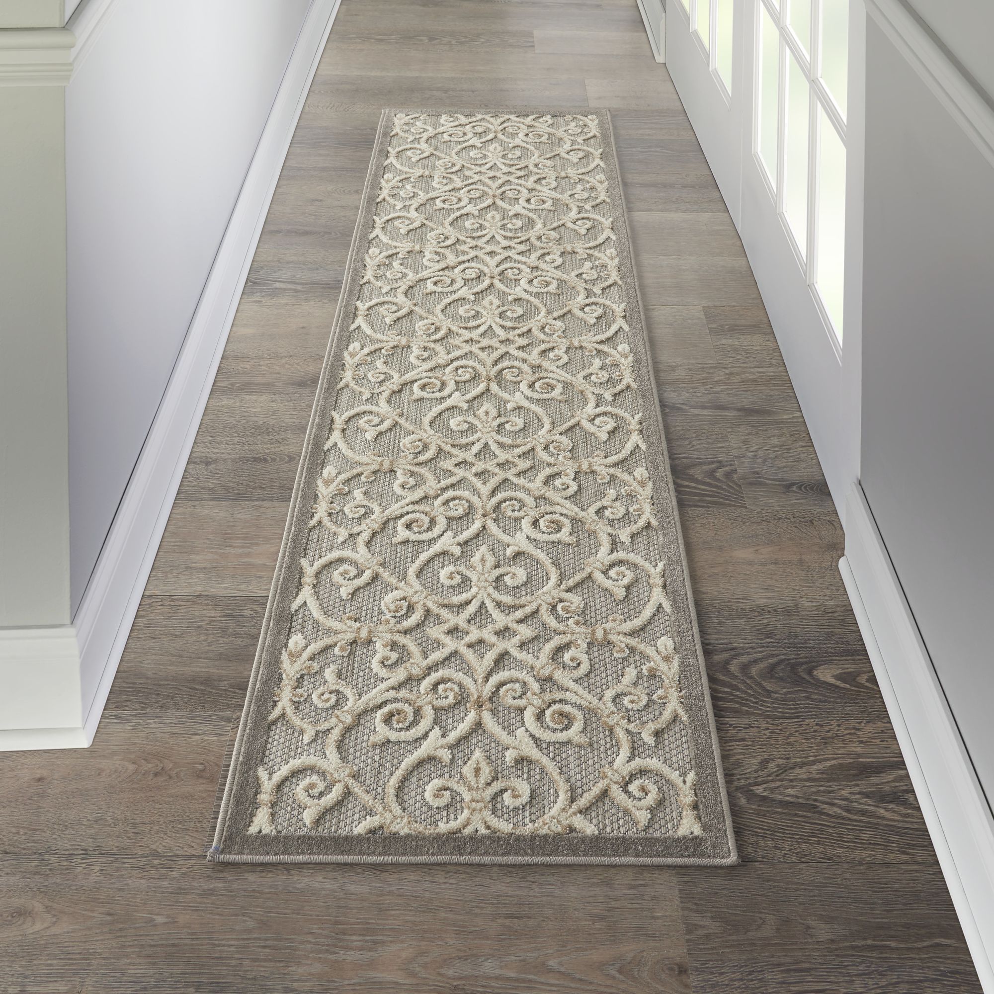 Natural Contemporary Floral Indoor-Outdoor Patio Rug