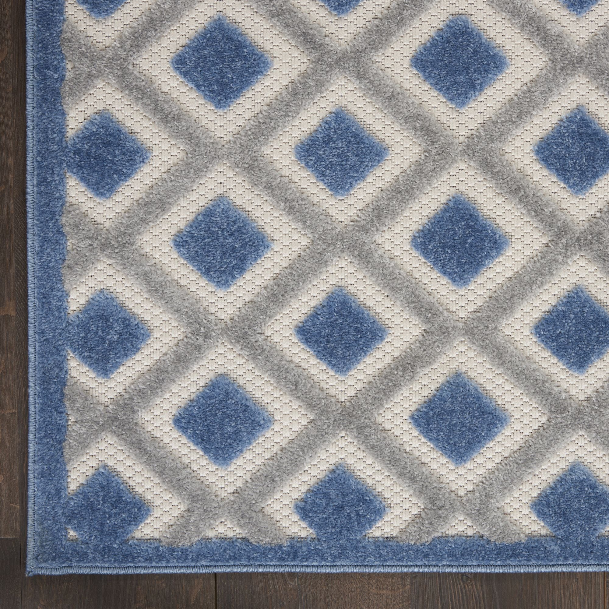 Blue Grey Modern Indoor/Outdoor Concentric Diamond Rug