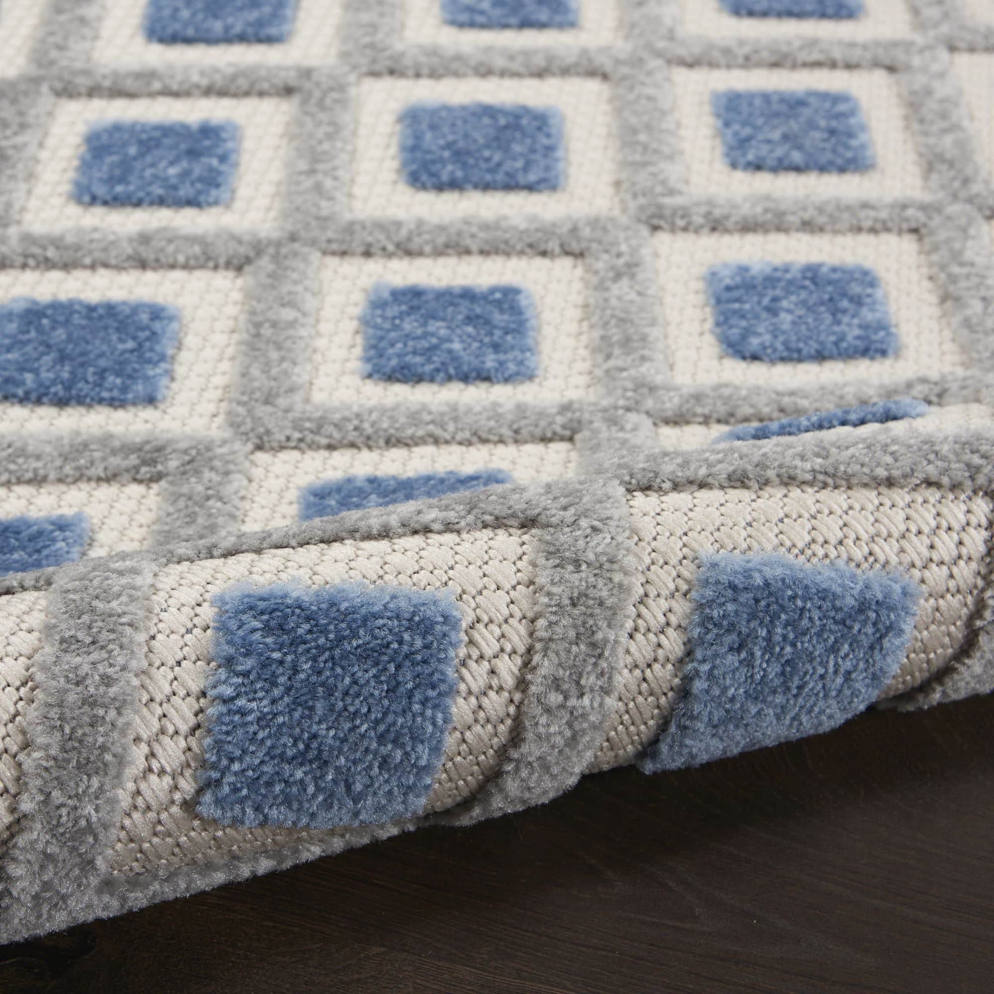 Blue Grey Modern Indoor/Outdoor Concentric Diamond Rug