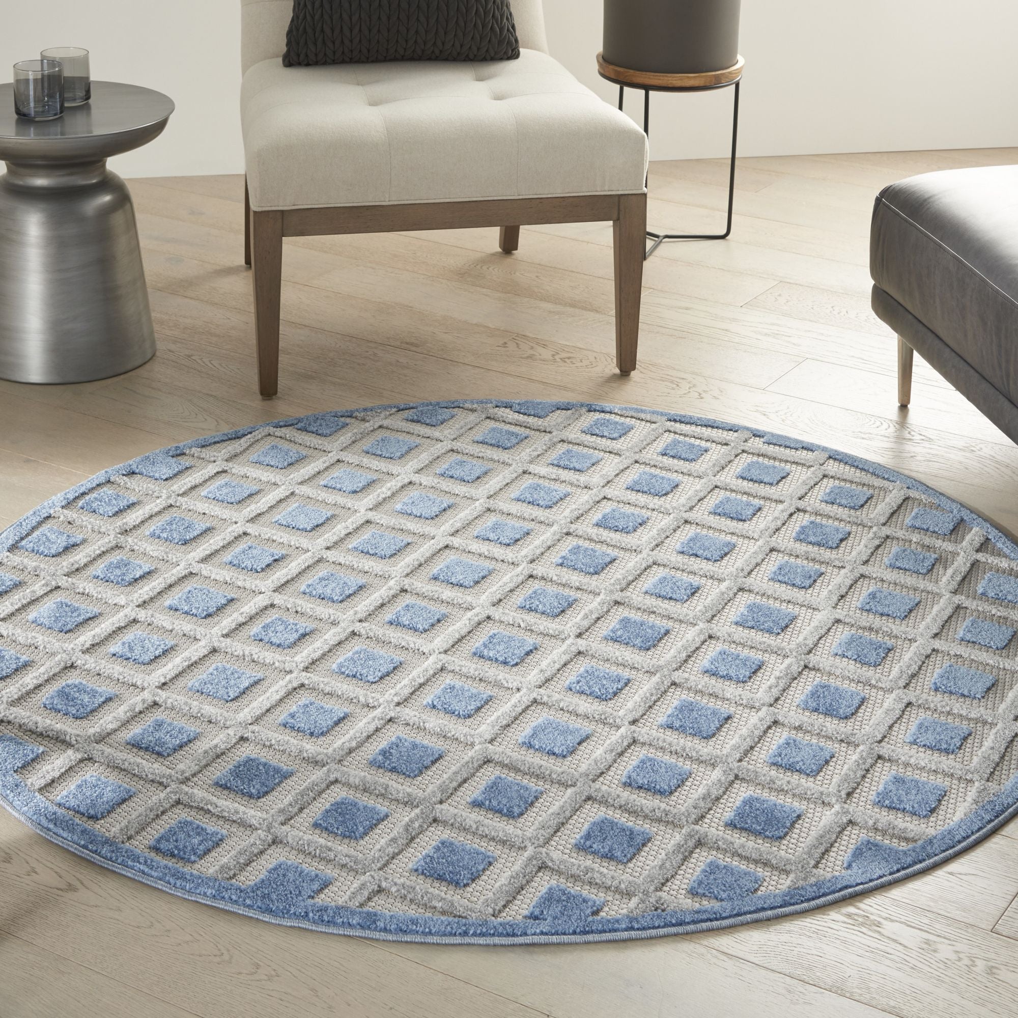 Blue Grey Modern Indoor/Outdoor Concentric Diamond Rug