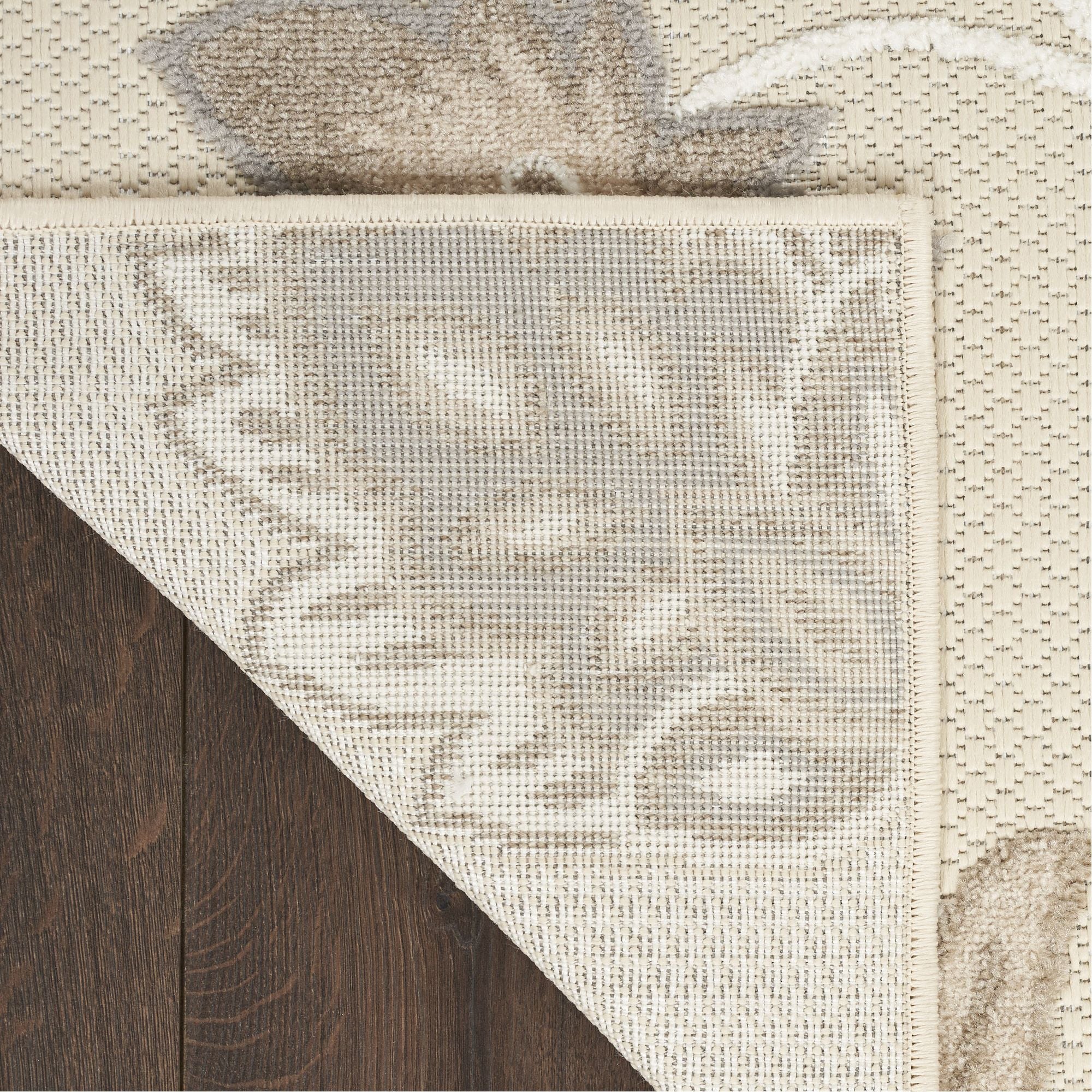 Beige Farmhouse Floral Indoor Outdoor Rug