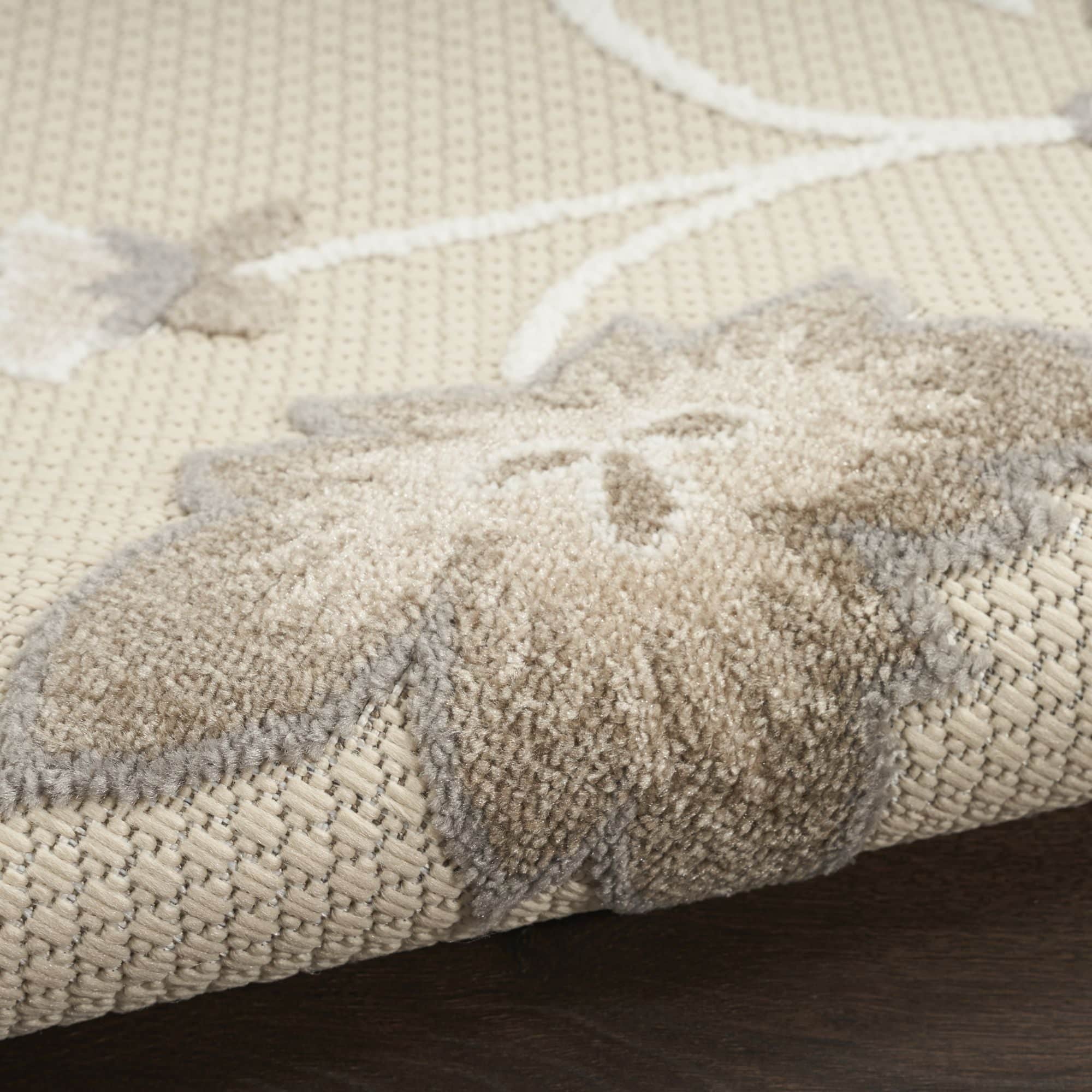 Beige Farmhouse Floral Indoor Outdoor Rug