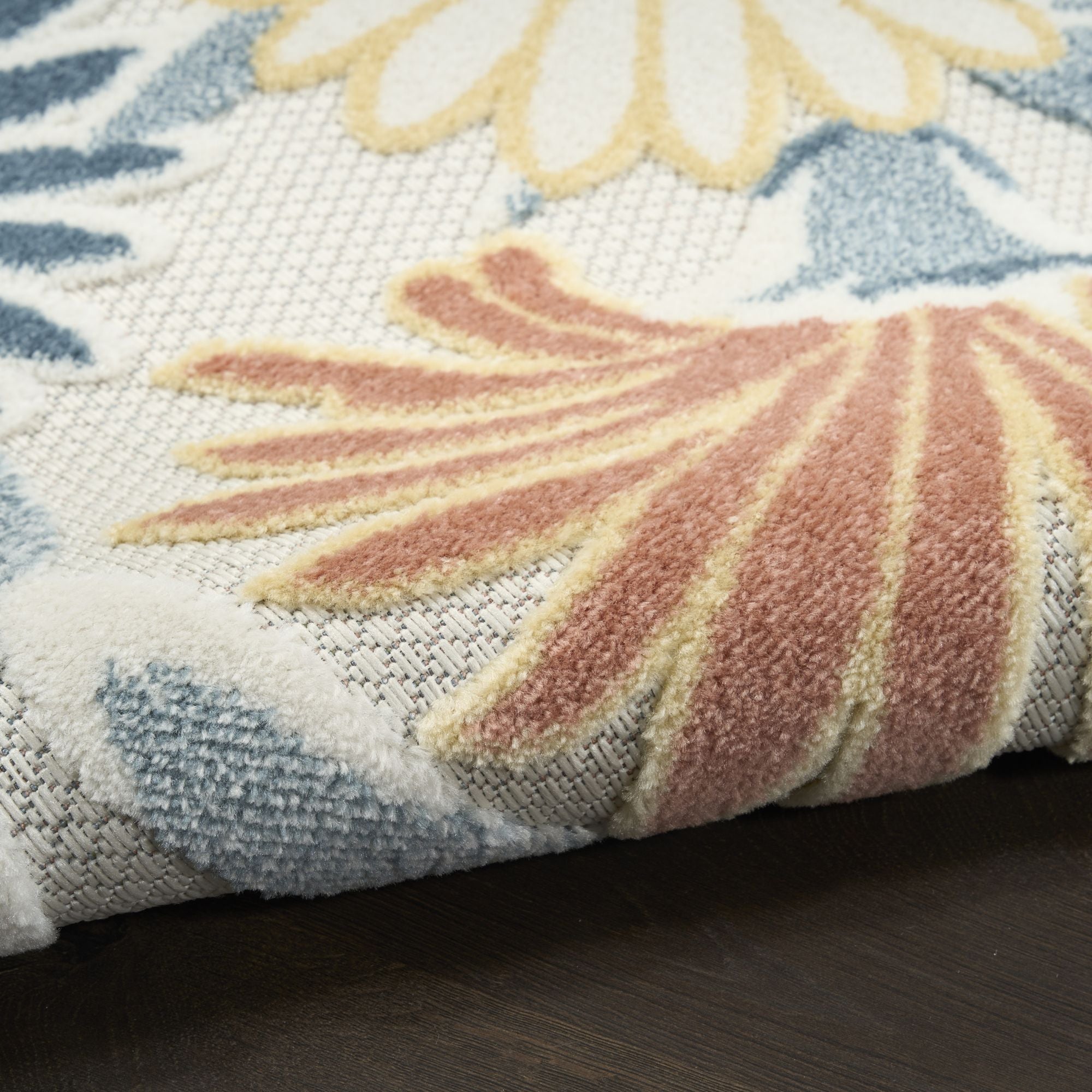 Ivory Rose Contemporary Indoor Outdoor Floral Area Rug