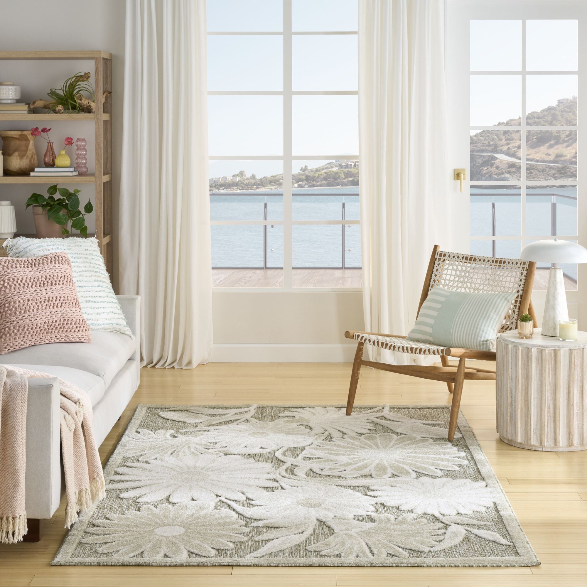 Ivory Sage Contemporary Indoor Outdoor Floral Area Rug