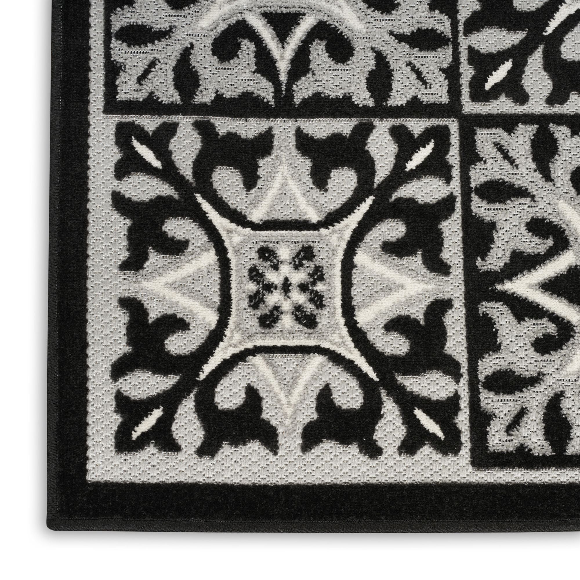 Black White Contemporary Indoor Outdoor Geometric Area Rug