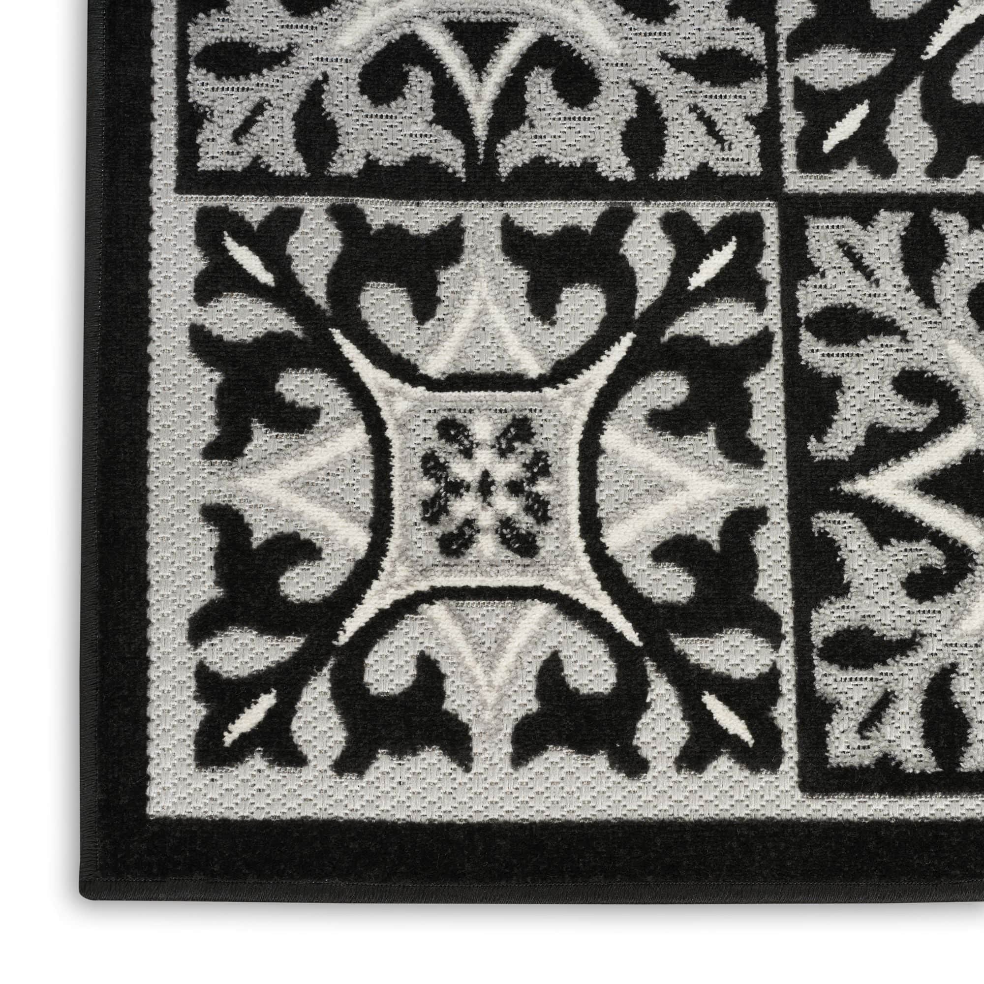 Black White Contemporary Indoor Outdoor Geometric Area Rug
