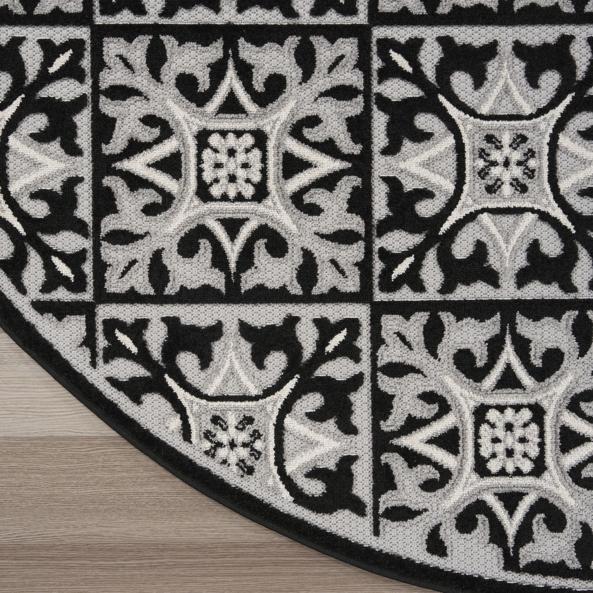 Black White Contemporary Indoor Outdoor Geometric Area Rug