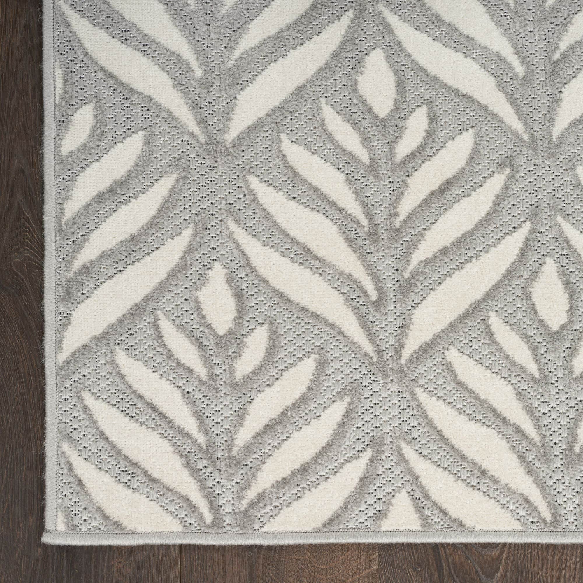 Grey Tropical Palm Leaf Indoor-Outdoor Rug