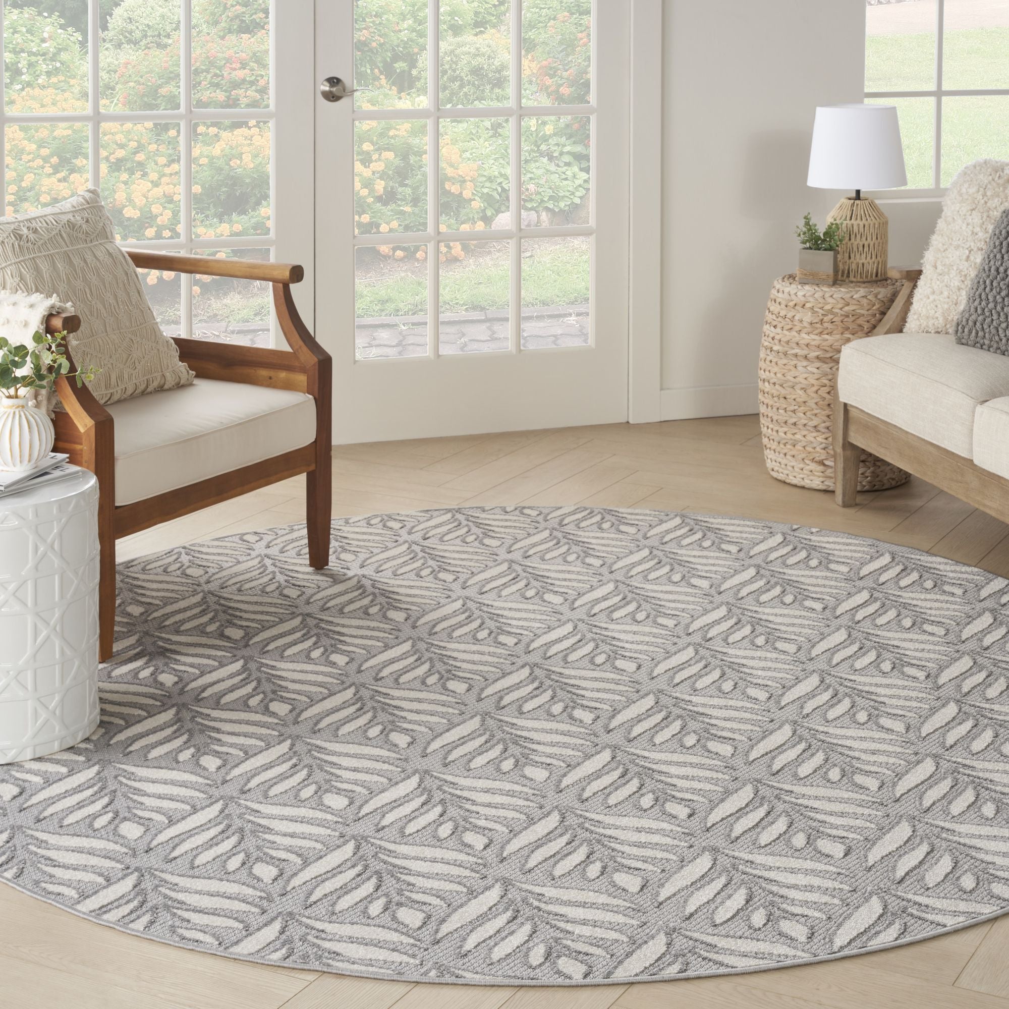Grey Tropical Palm Leaf Indoor-Outdoor Rug
