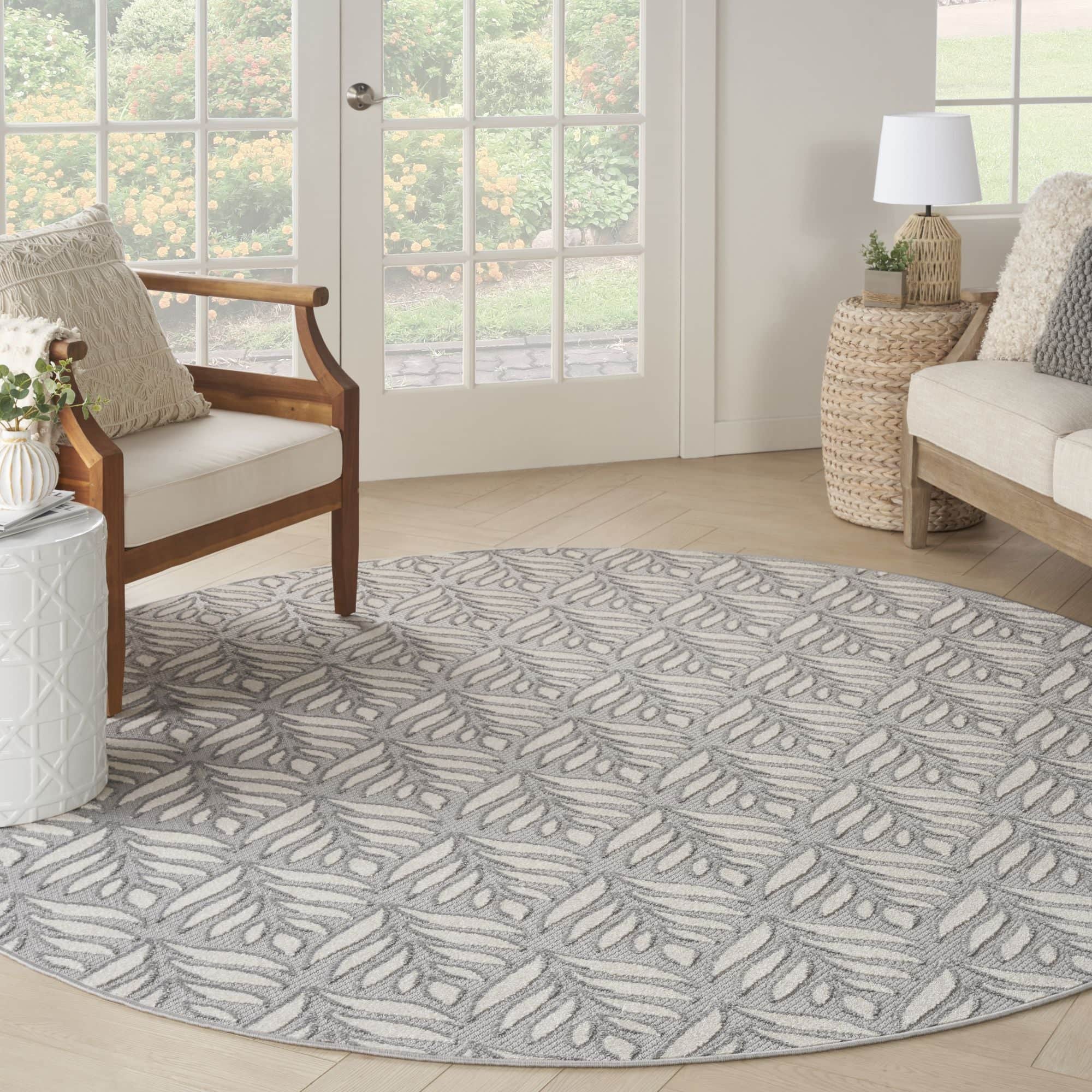 Grey Tropical Palm Leaf Indoor-Outdoor Rug