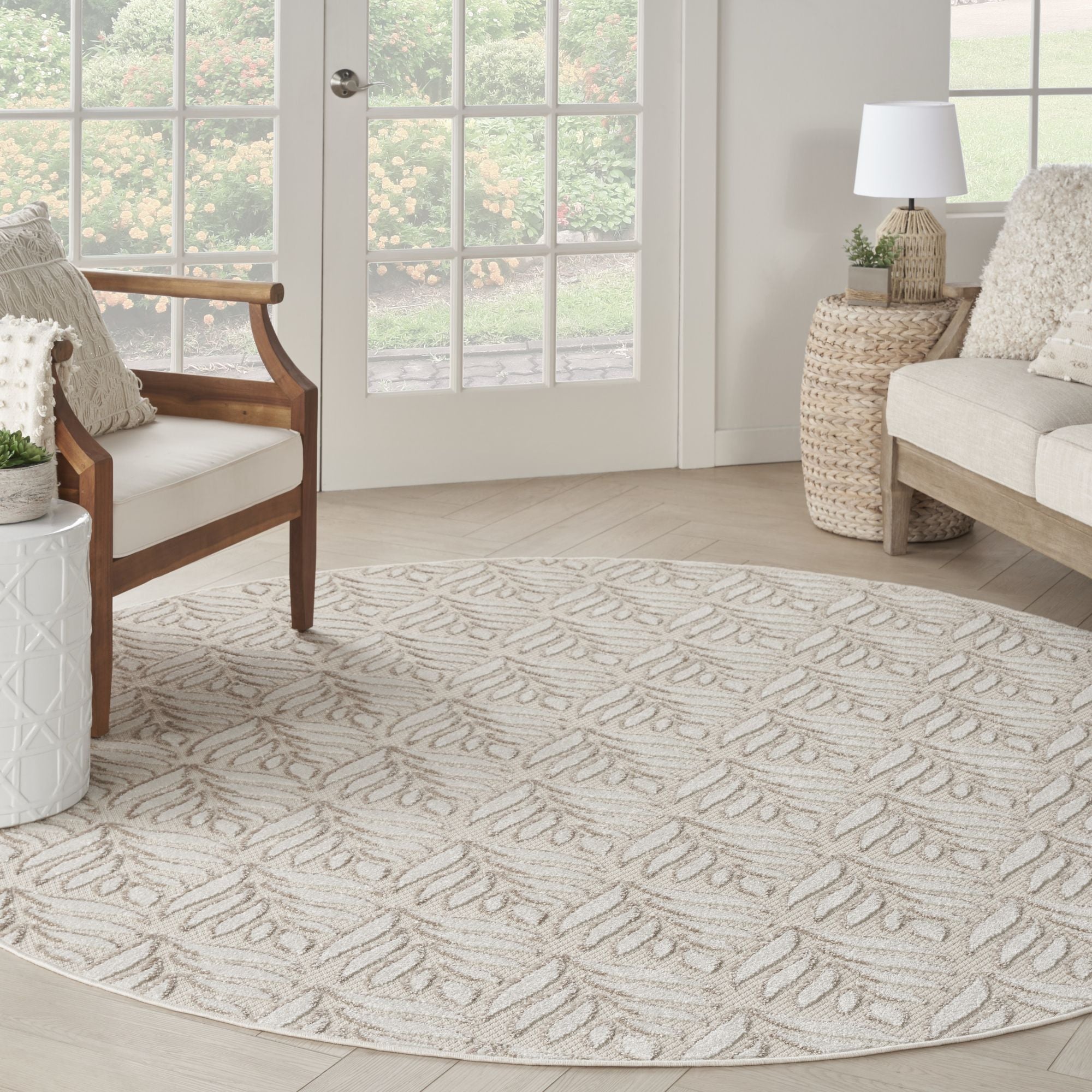 Ivory Grey Tropical Palm Leaf Indoor-Outdoor Rug