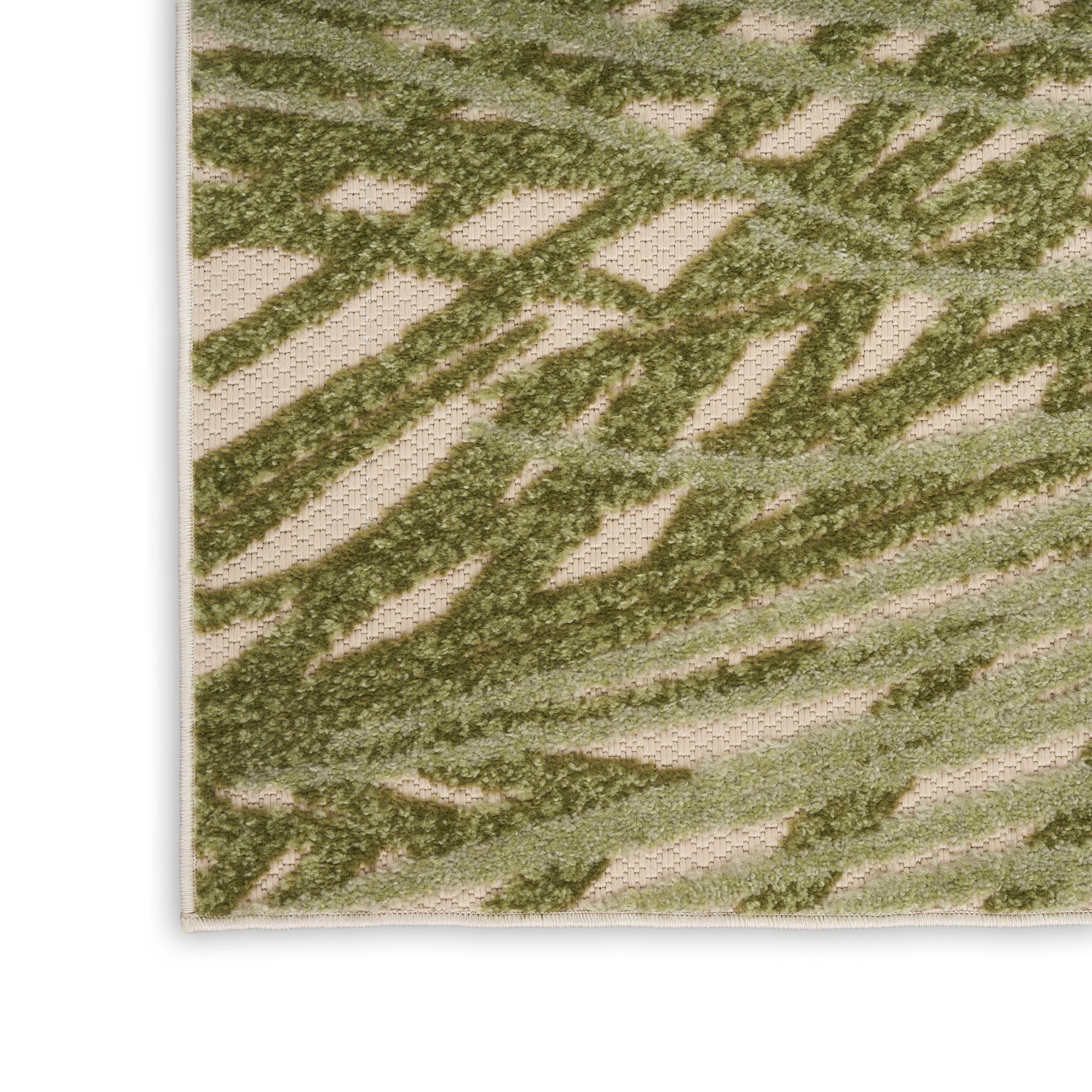 Ivory Green Tropical Leaf Indoor Outdoor Patio Rug