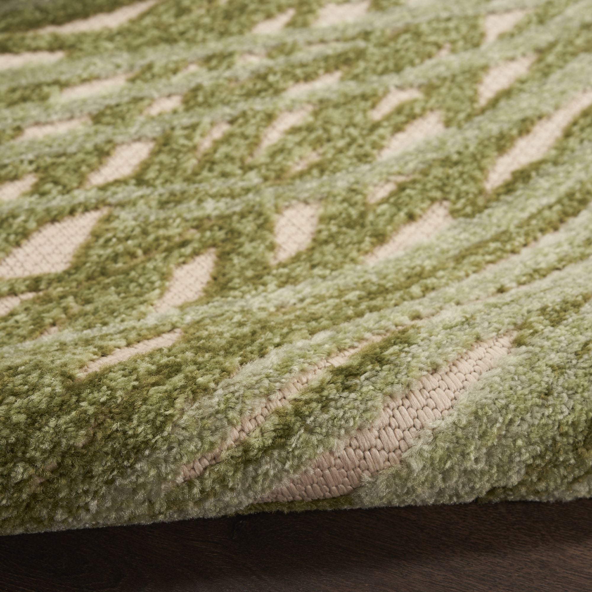 Ivory Green Tropical Leaf Indoor Outdoor Patio Rug