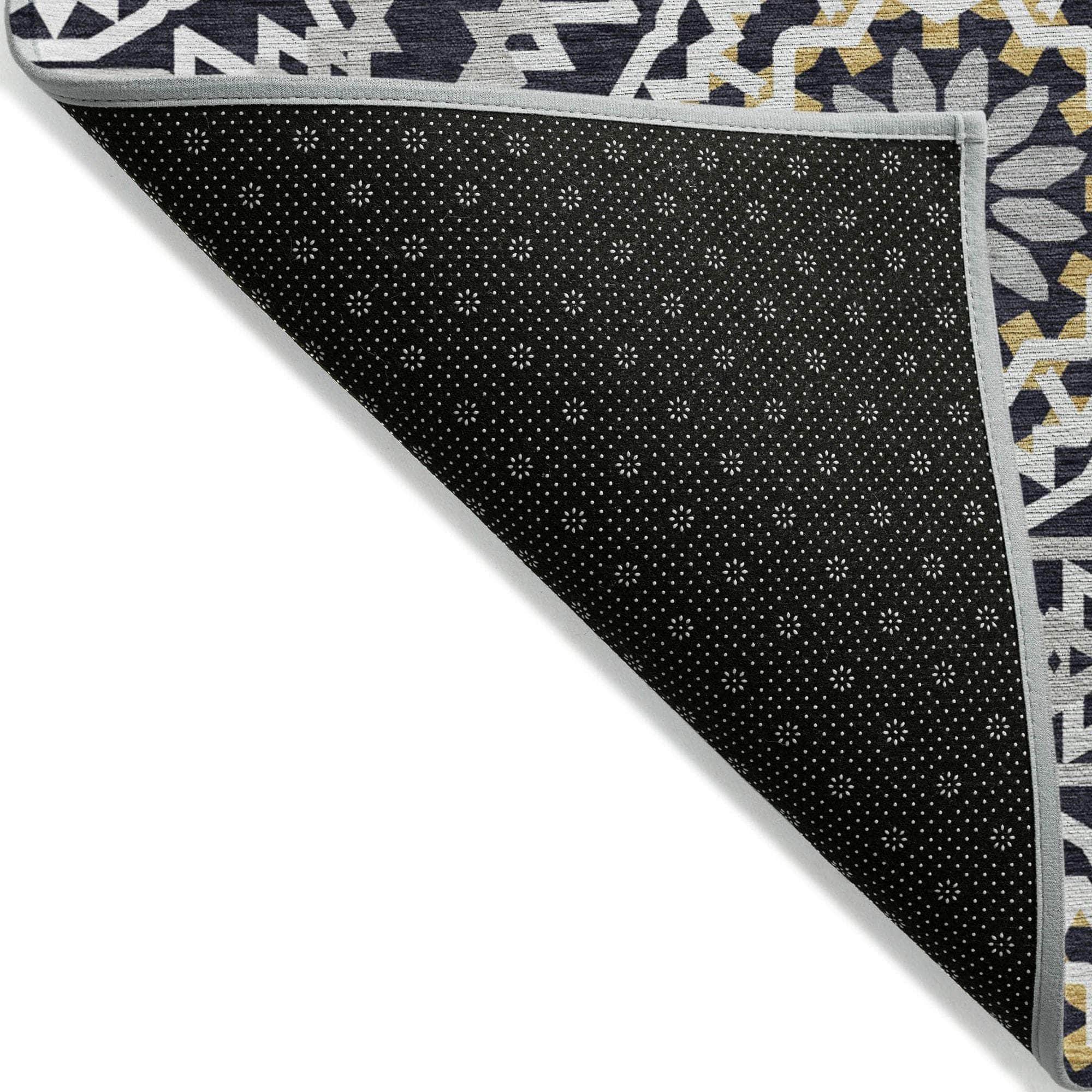 Machine Made ACN619 Black Rugs