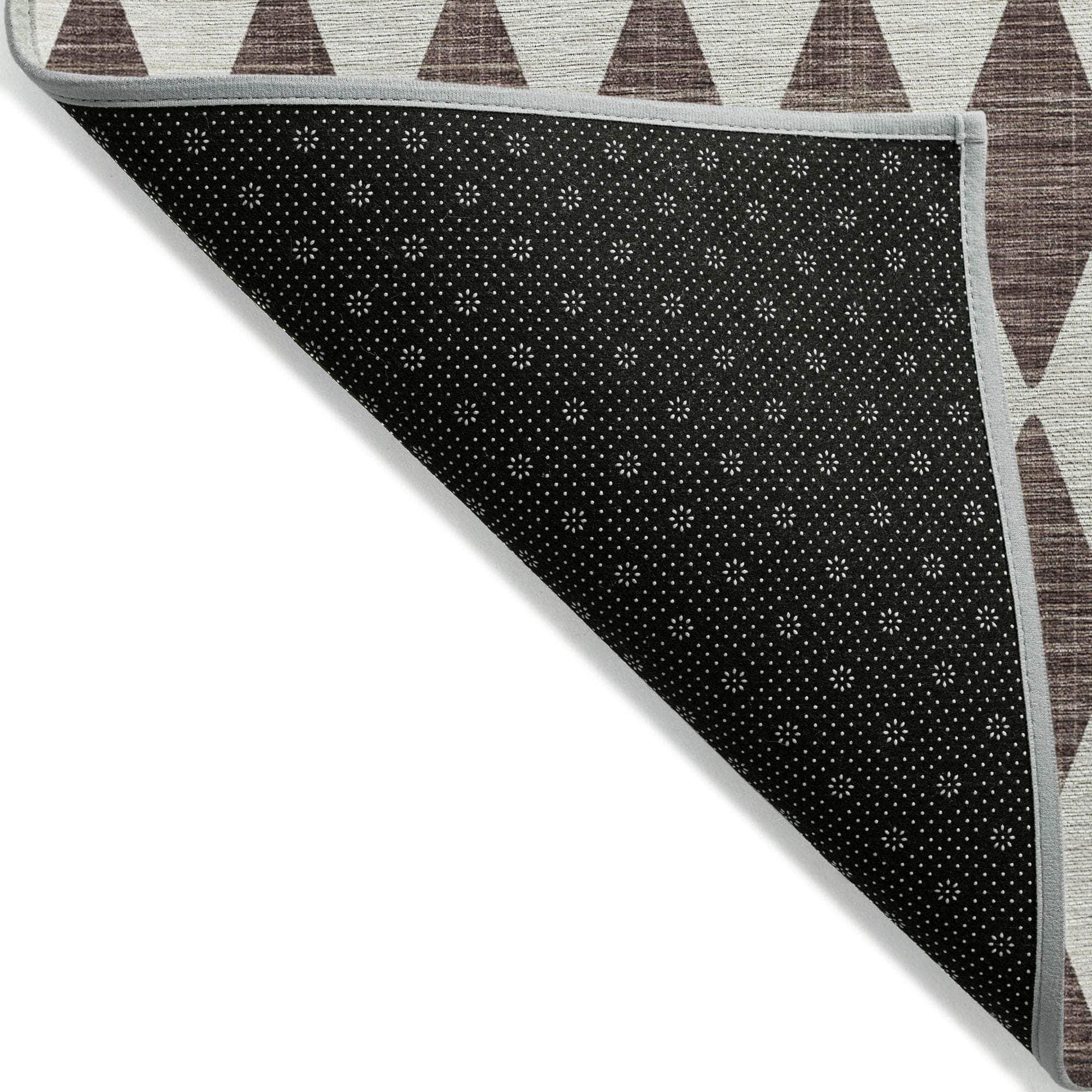 Machine Made ACN578 Brown Rugs