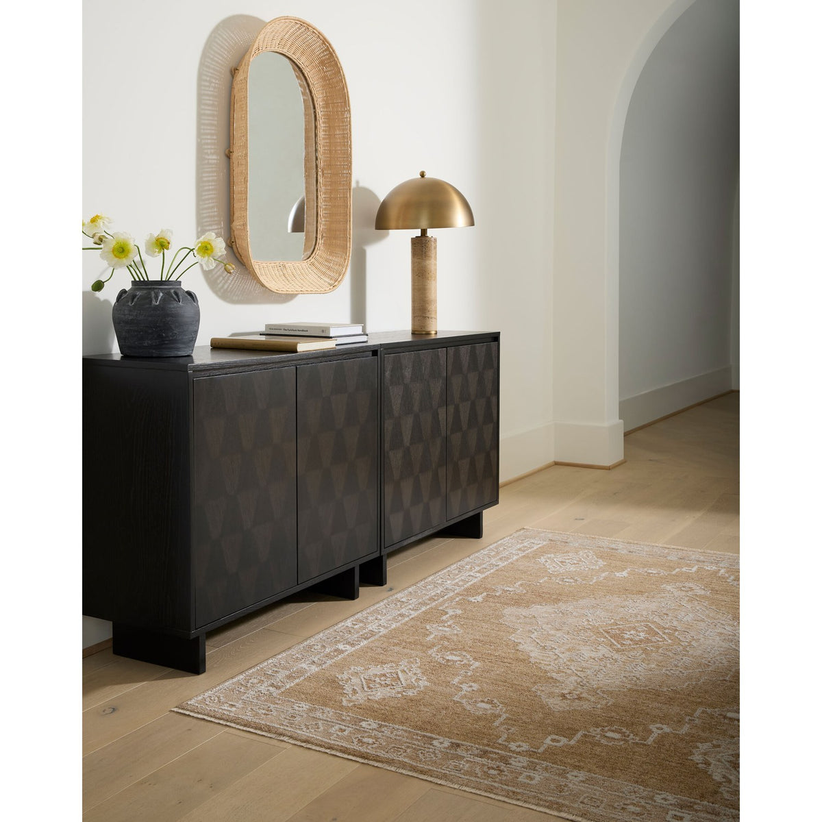 Ventana Cabinet - styleshot 203