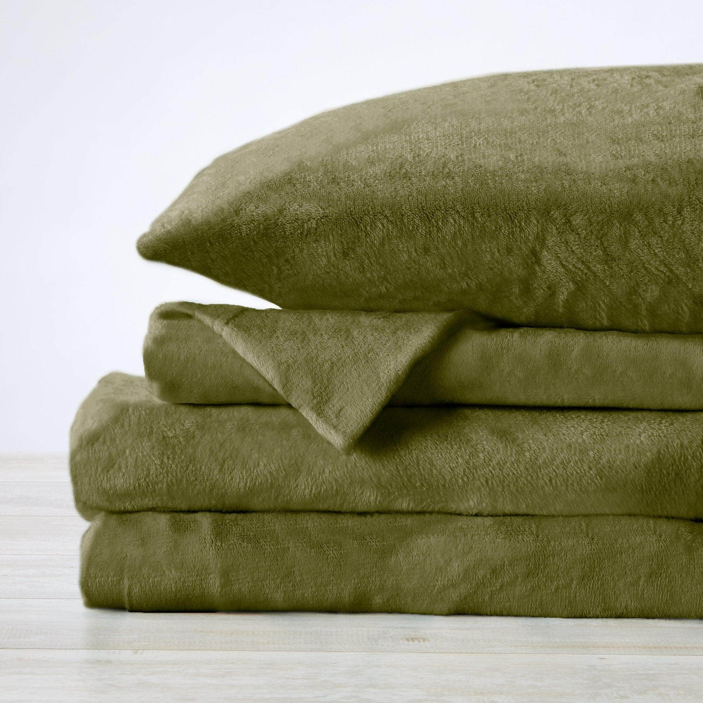 4-Piece Solid Plush Sheet - Velvet Luxe Collection