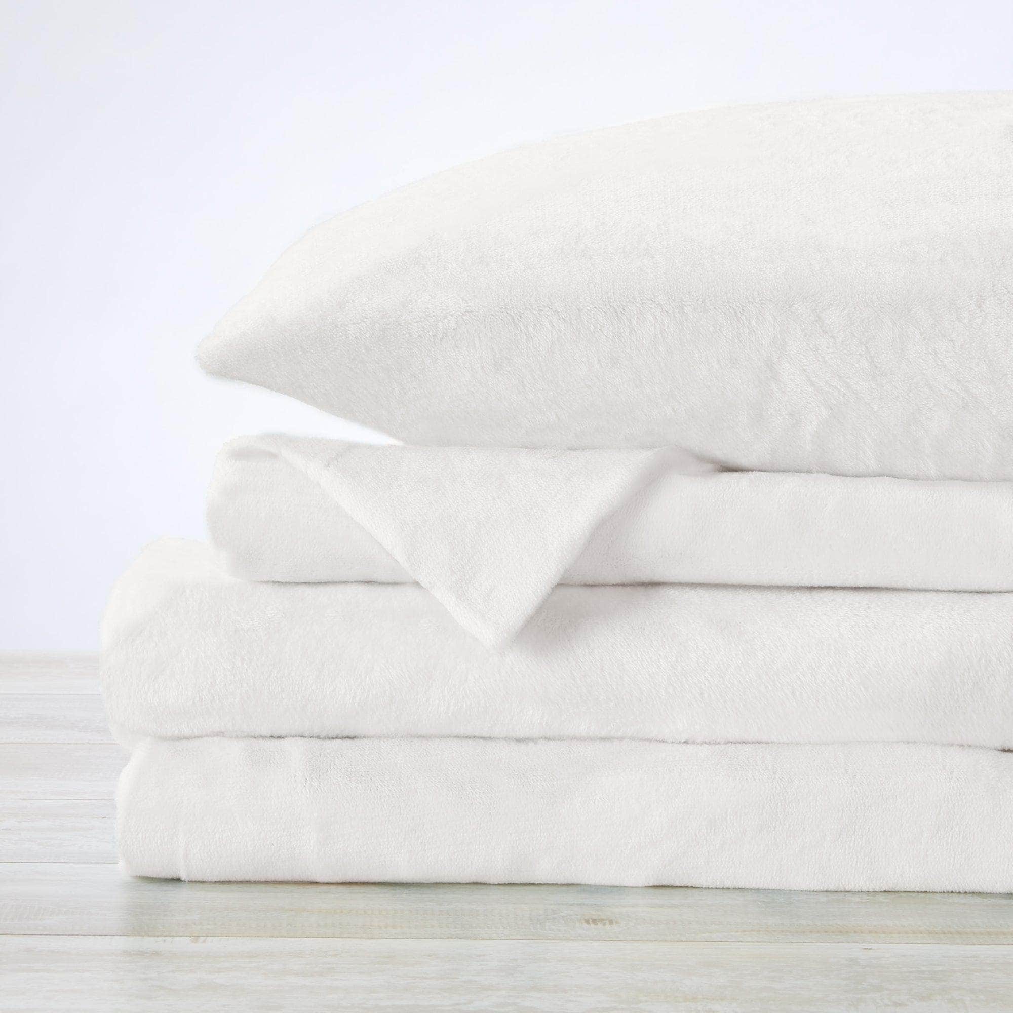4-Piece Solid Plush Sheet - Velvet Luxe Collection