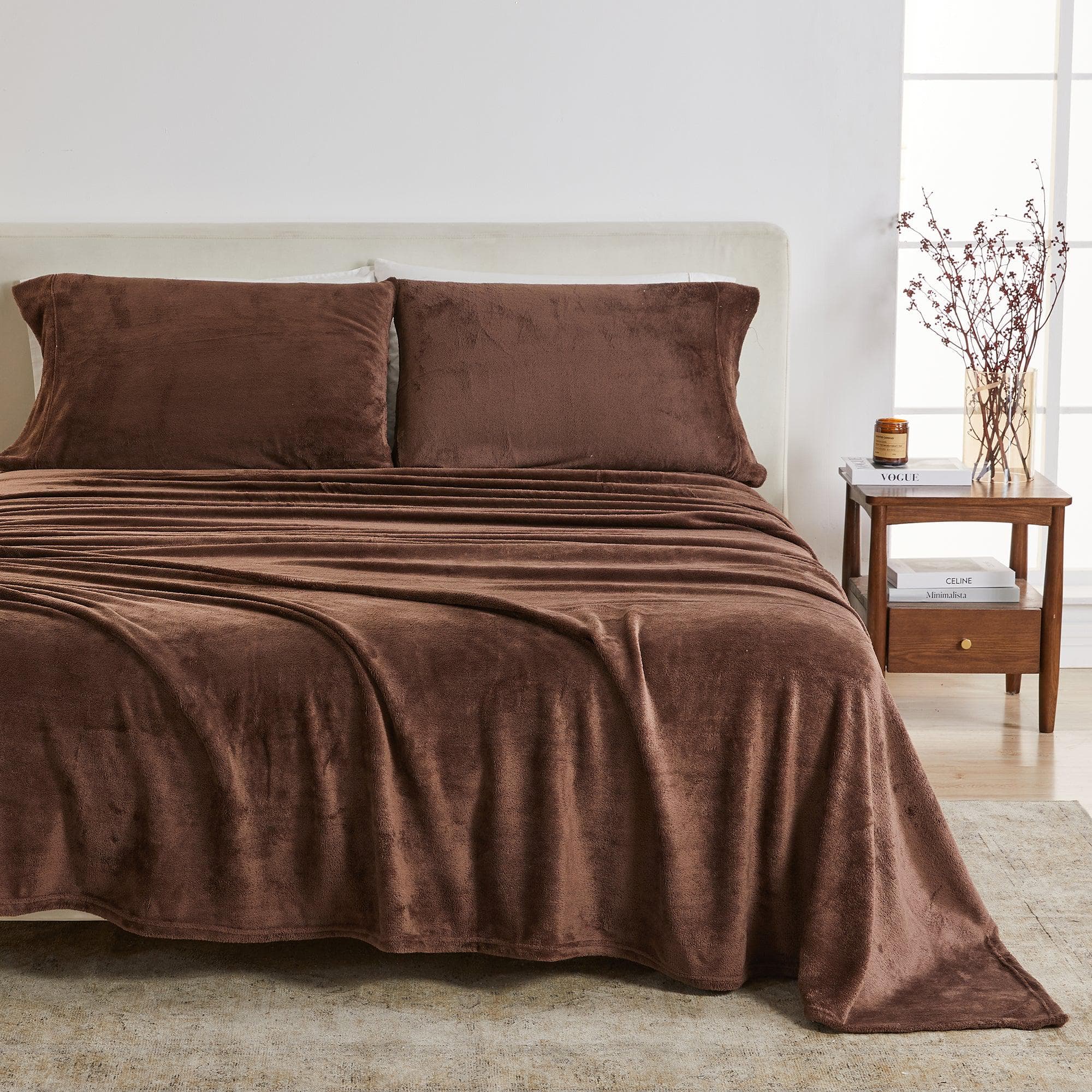 4-Piece Solid Plush Sheet - Velvet Luxe Collection