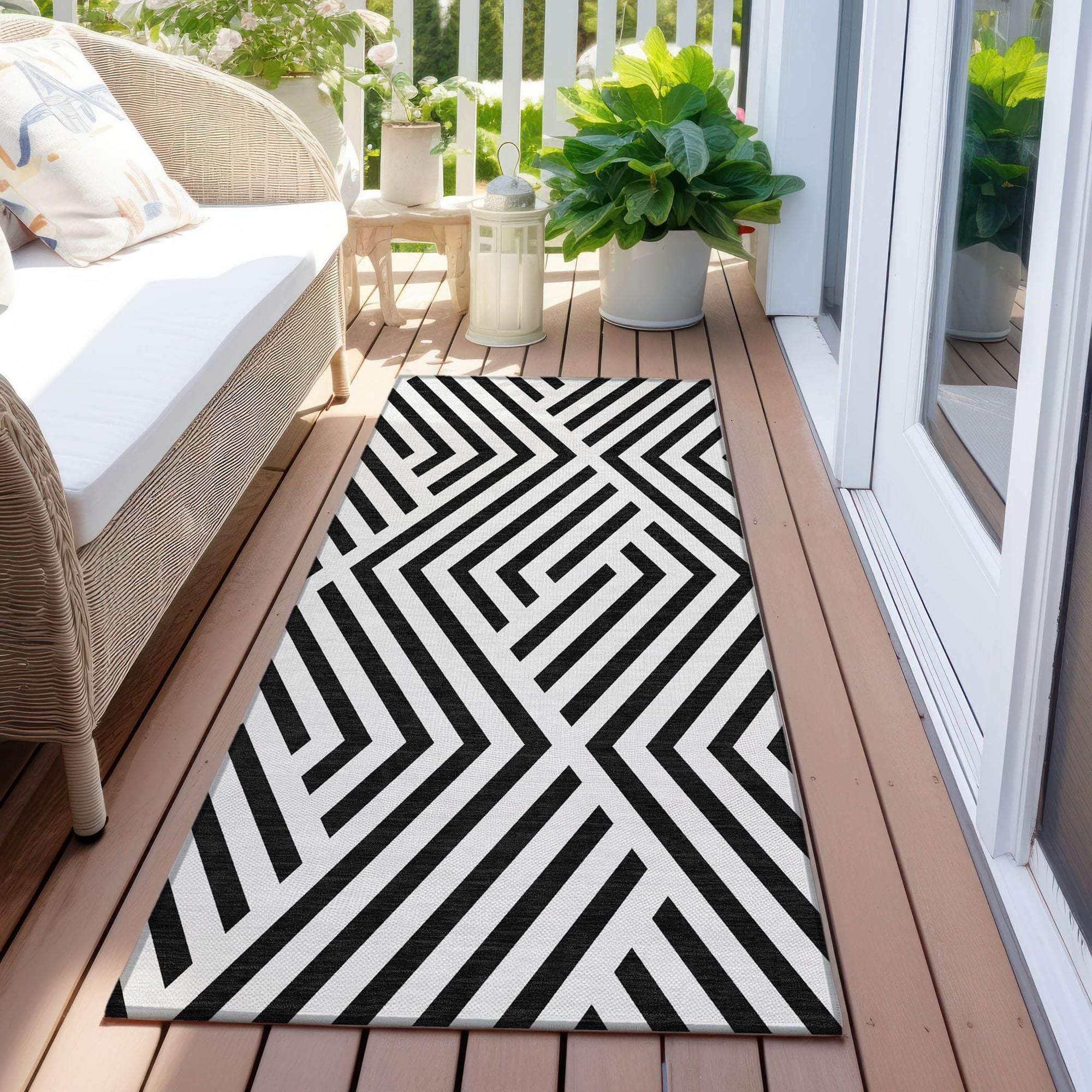 Machine Made ACN550 Black Rugs