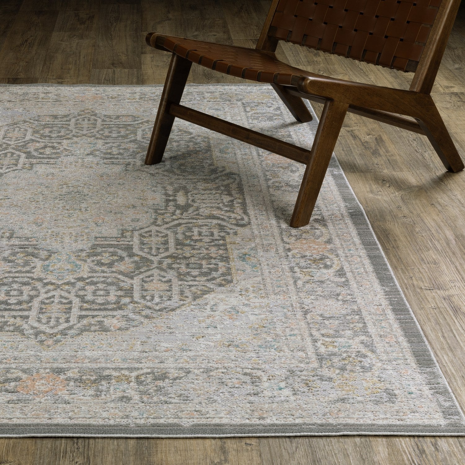 Cavett Faded Medallion Grey Washed Vintage Rug - Cavett CAV02