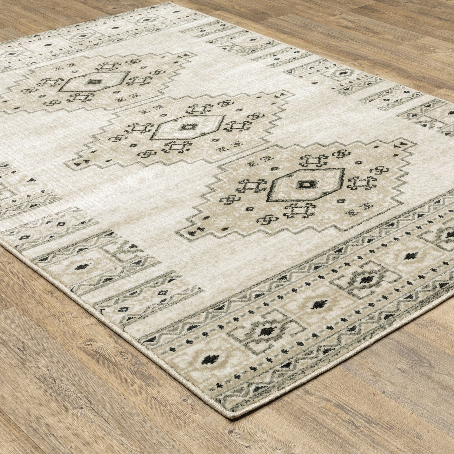 Georgia Tribal Medallion Ivory Grey Farmhouse Rug - Georgia 643A0