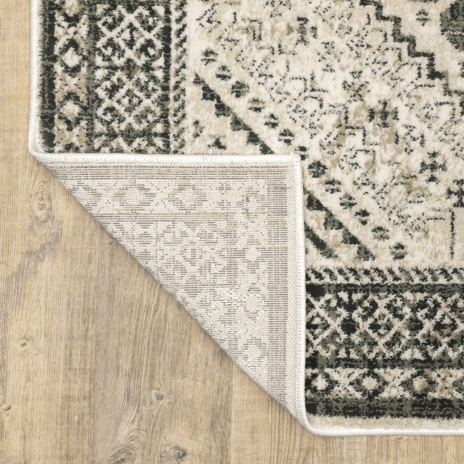 Georgia Distressed Oriental Ivory Grey Farmhouse Rug - Georgia 659C0