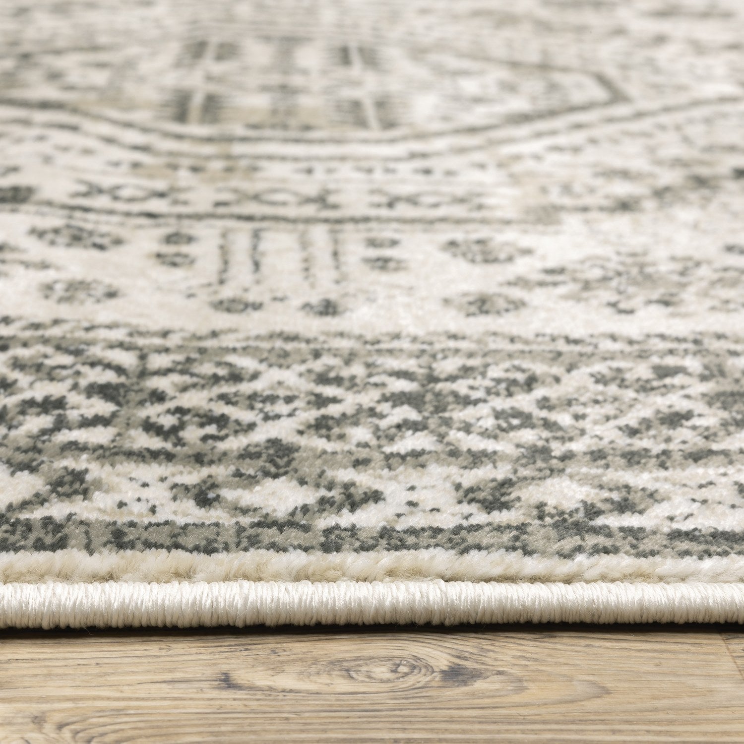 Georgia Distressed Oriental Ivory Grey Farmhouse Rug - Georgia 659C0