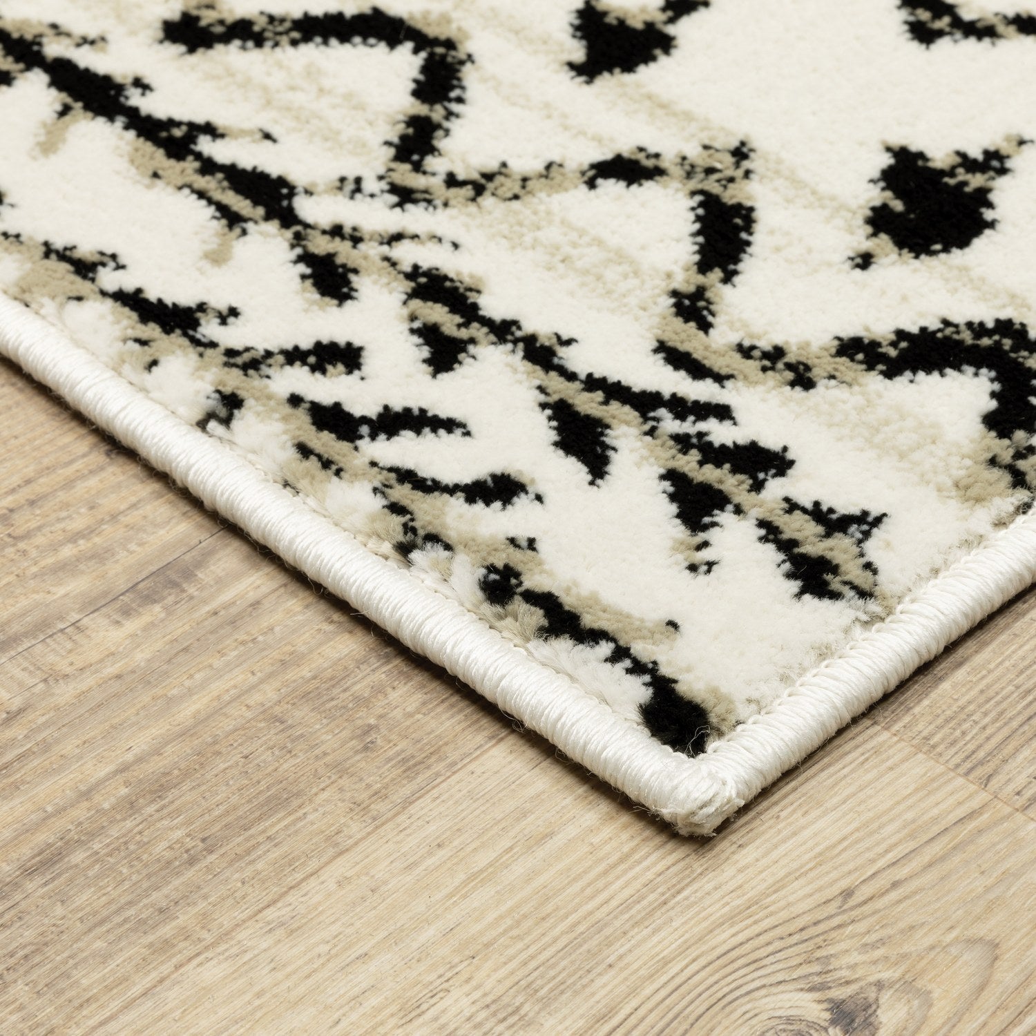 Georgia Moroccan Tribal Ivory Black Farmhouse Rug - Georgia 8826E