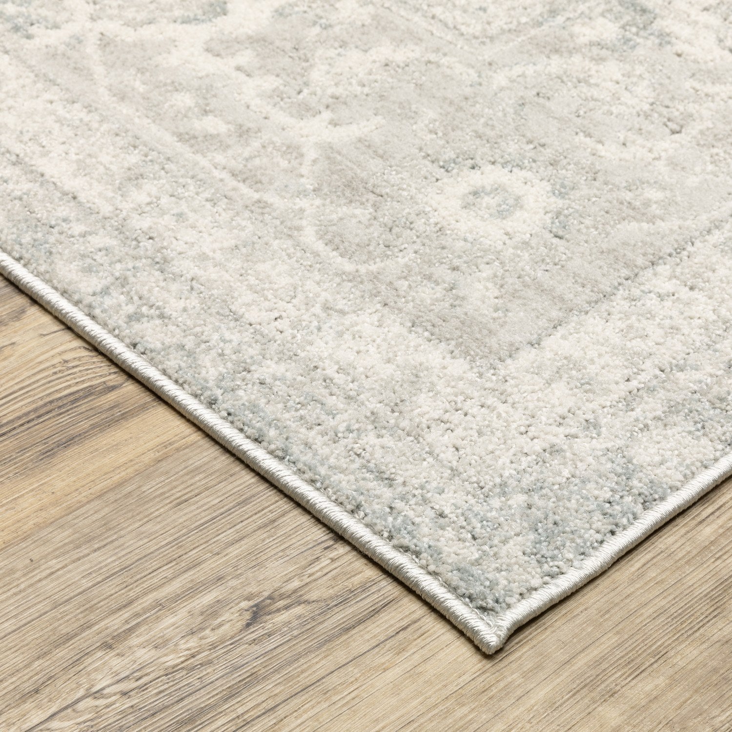 Lauren Vintage Medallion Grey High-Low Distressed Rug - Lauren LRN07